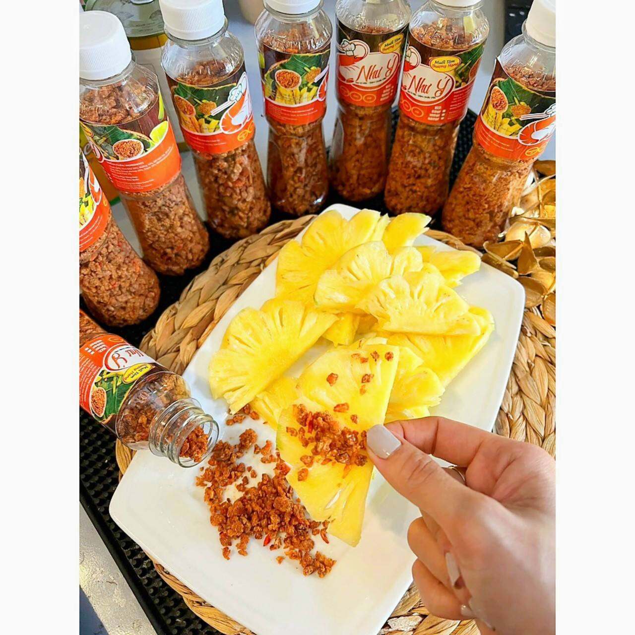 ⭐️⭐️MUỐI TÔM NHƯ Ý GIA VỊ CỦA MỌI NHÀ⭐️⭐️ ko  ⭐️Hạt muối giòn tan - Ngon ngất ngây - Ăn là ghiền⭐️ 🤤Phù hợp làm gia vị chấm các loại trái cây, tẩm ướp, pha chế các loại sốt chấm hảo hạng, là lựa chọn không thể thiếu của mọi gđ