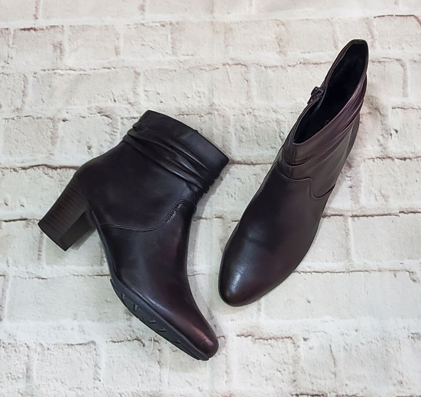 Boots da thật hiệu 5Th Avenue chuẩn xuất, màu nâu đậm, lót lông bên trong