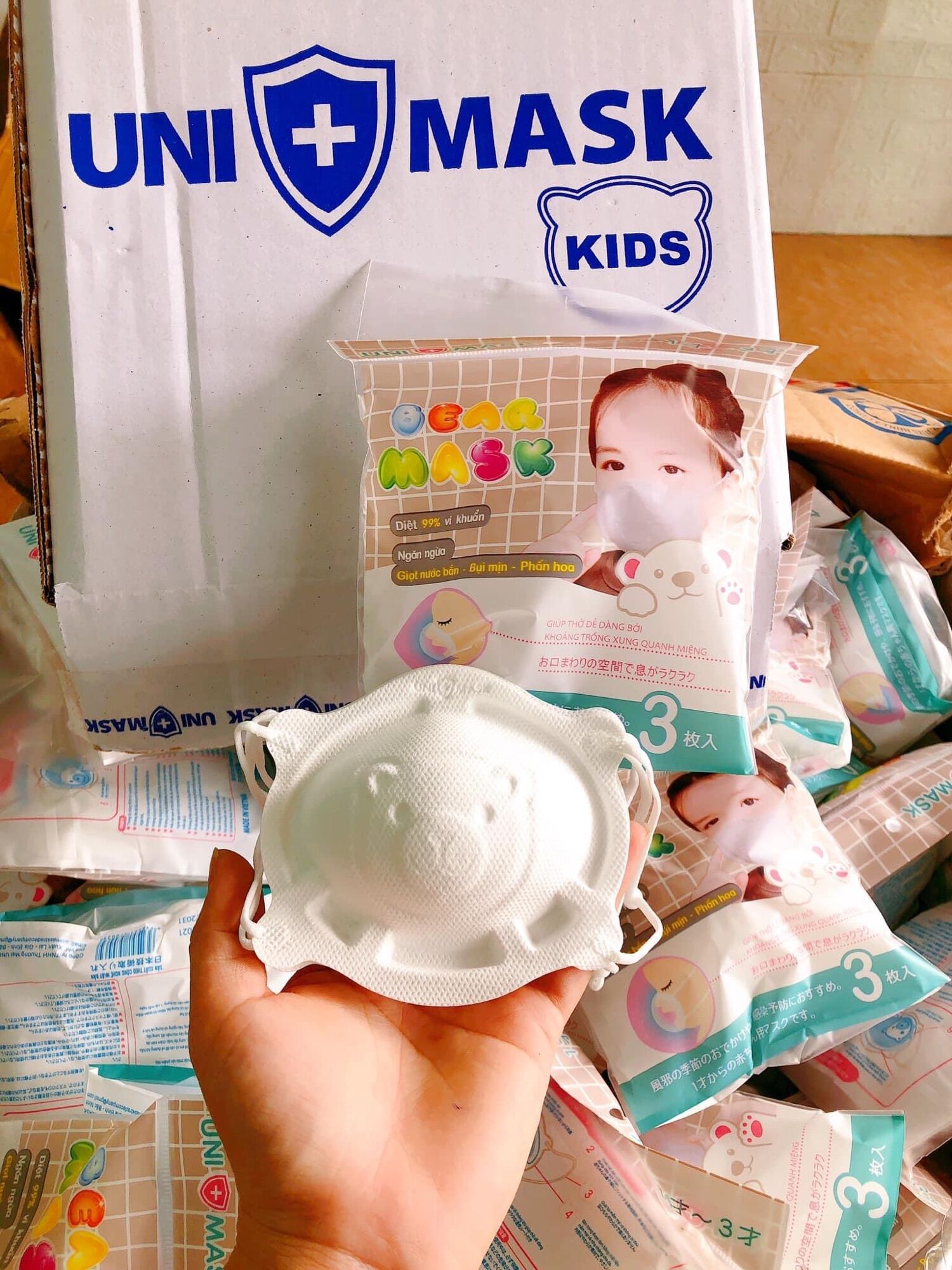Thùng 12 túi khẩu trang gấu uni mask dễ thương