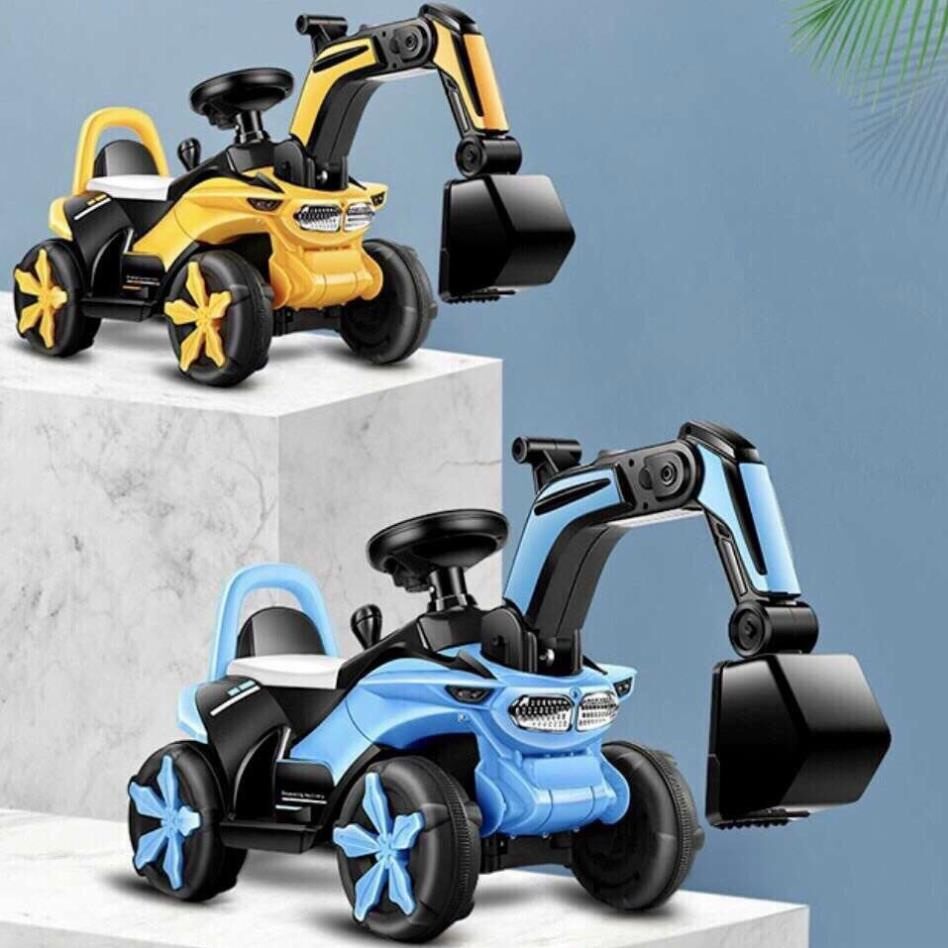 Xe cẩu điện loại lớn cho bé có nhạc và đèn . có bình xạc điện