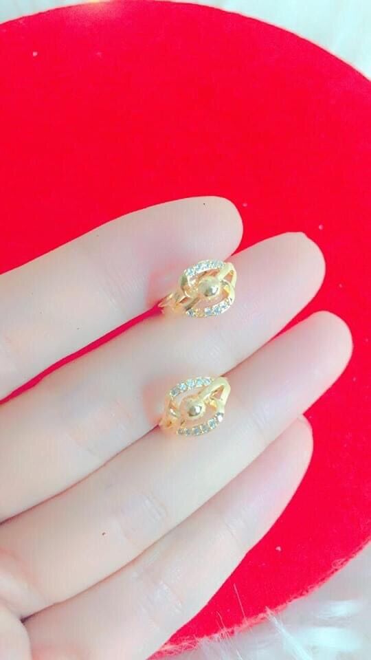 Bông tai tròn mạ vàng 18k xinh xăn