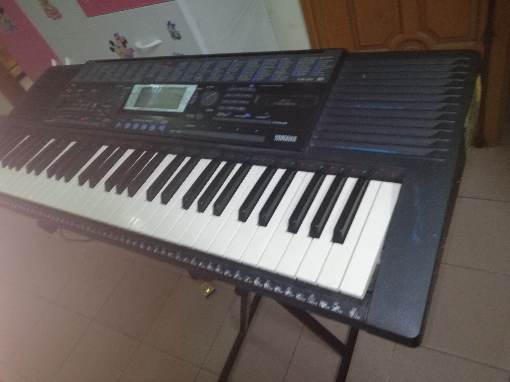 Đàn organ yamaha PSR 420