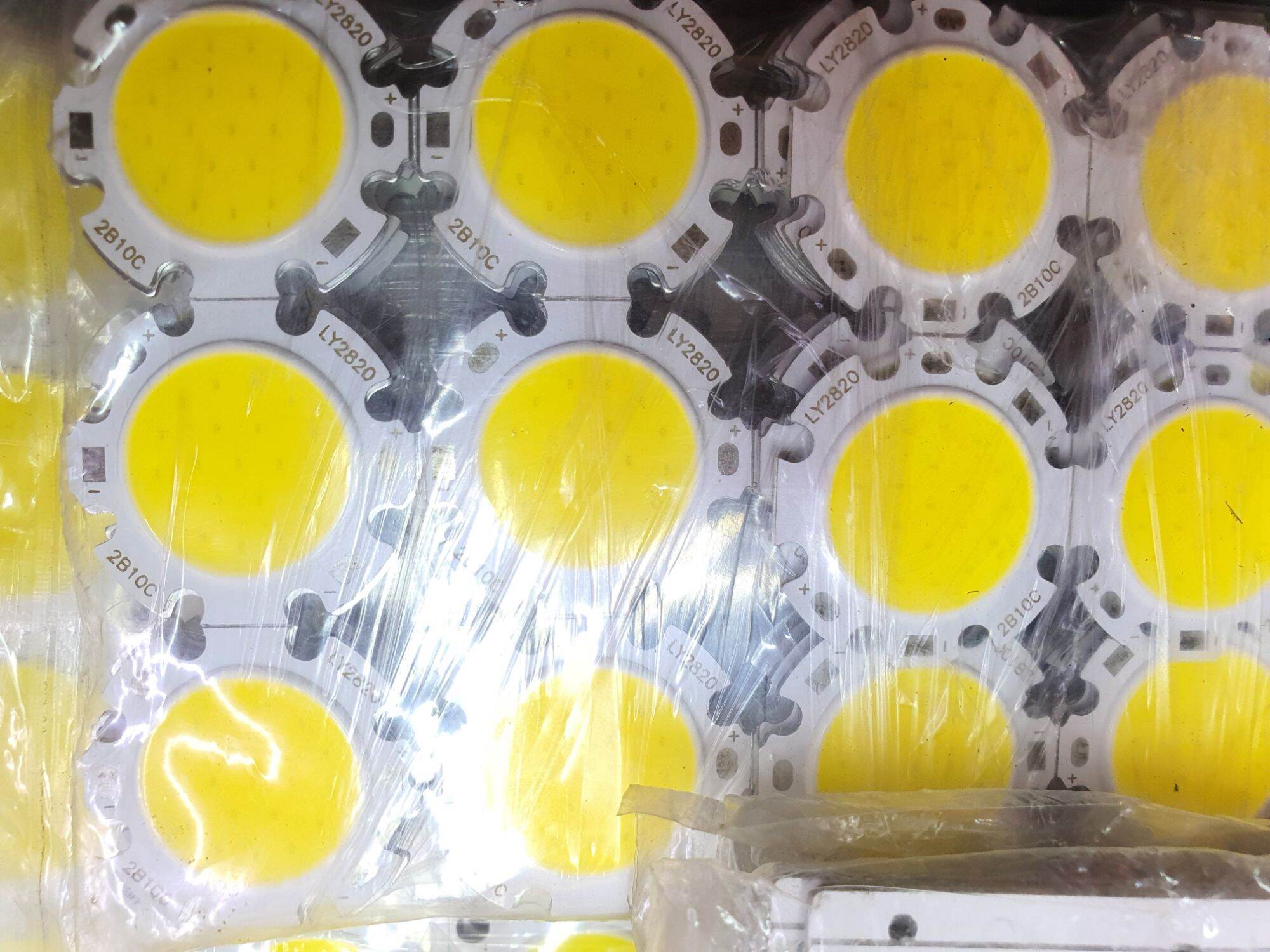 nhân led COP 12w trắng hoặc vàng ấm 1c