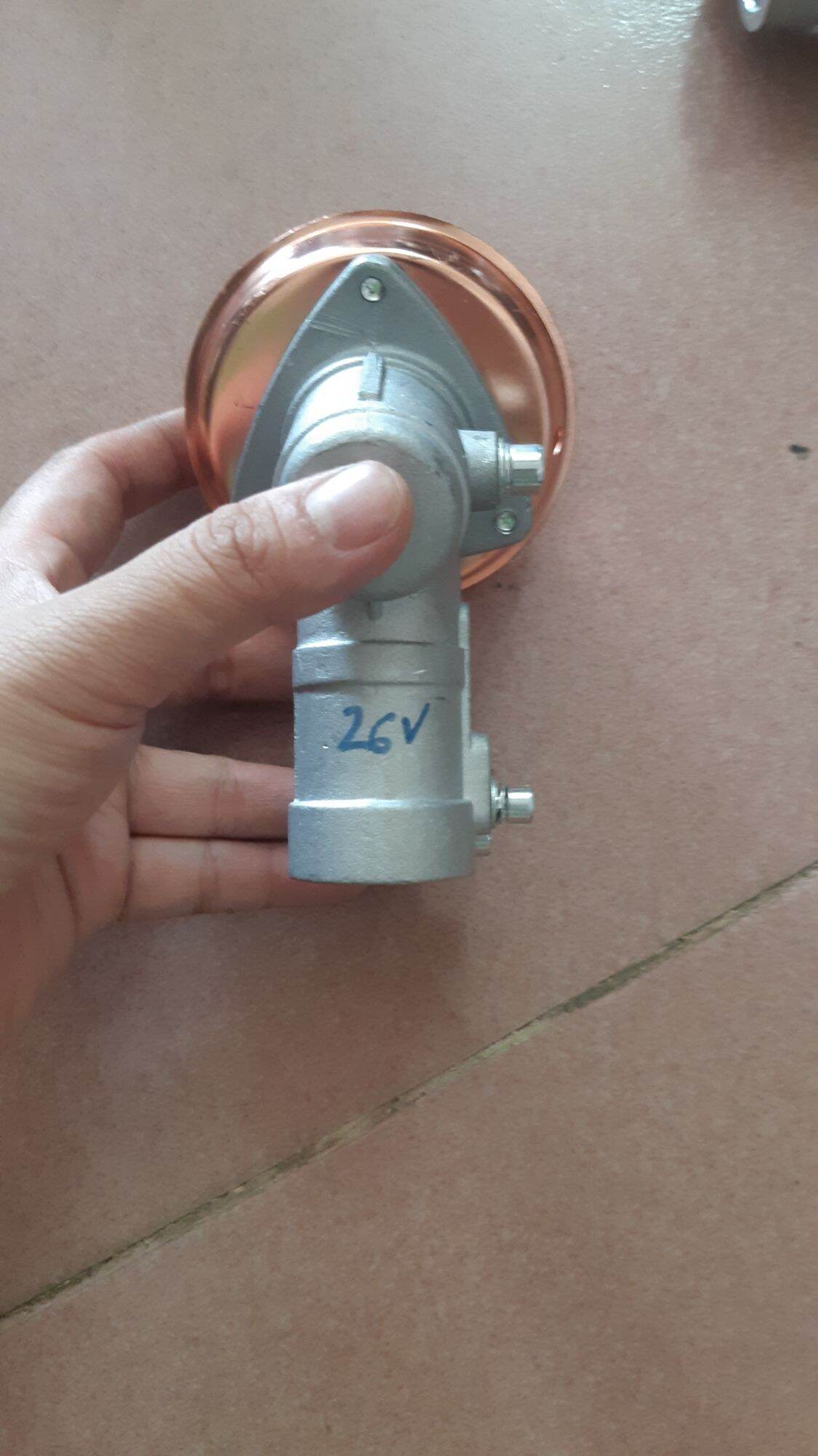 Đầu bò máy cắt cỏ ống cần 26 hàng đẹp