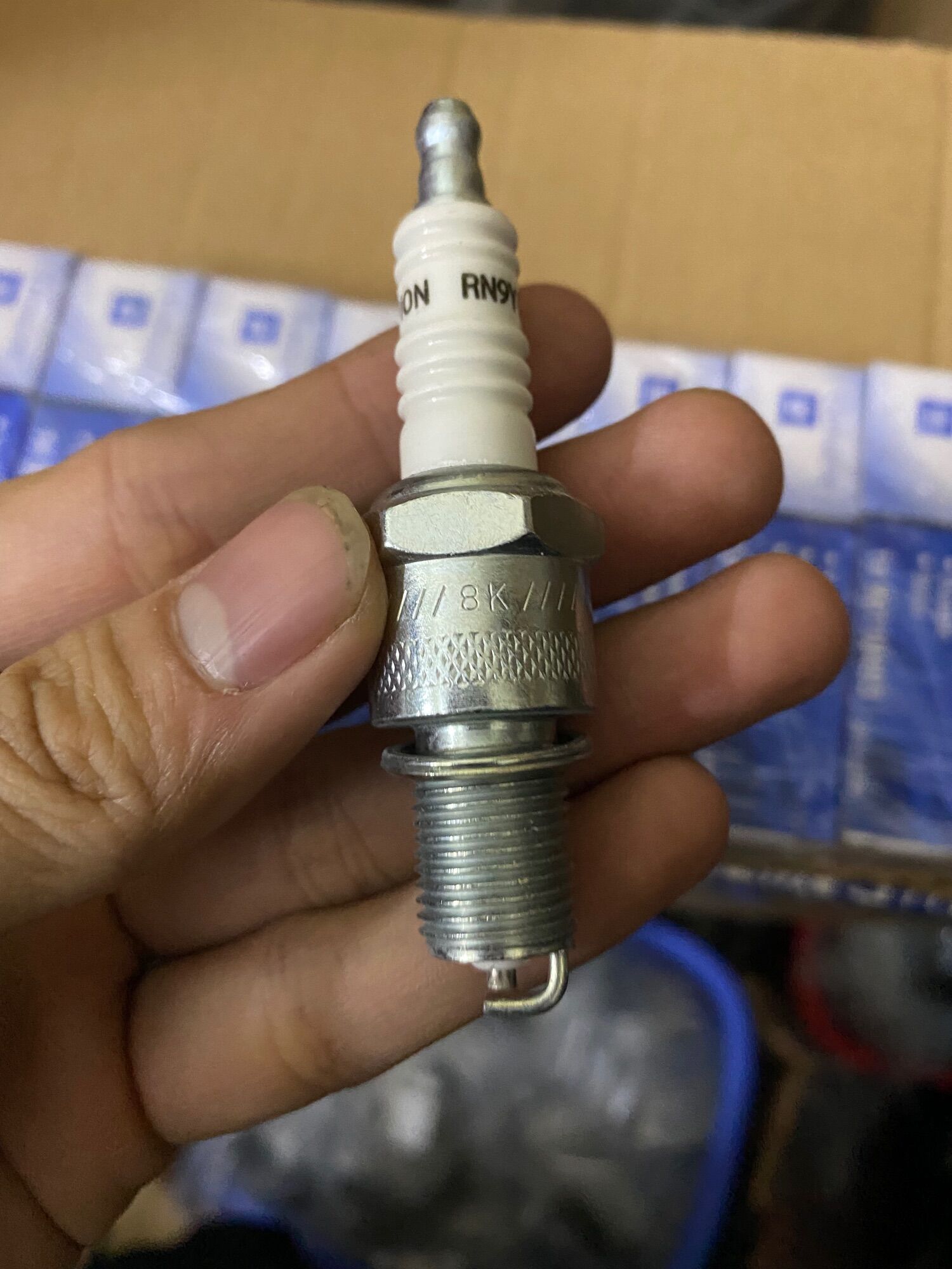 Bugi đánh lửa Gentra,Aveo,Matiz 3 xịn Gm:96110493