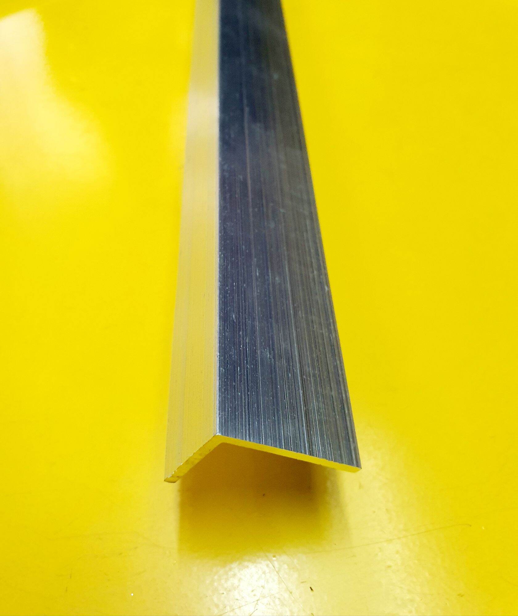 Aluminum V 20x30 x thickness 2.0mm/aluminum material-aluminum surface coarse/long 1 m + 1 M 50 + 2 m / Vatlieu3s supply overall aluminum bar.