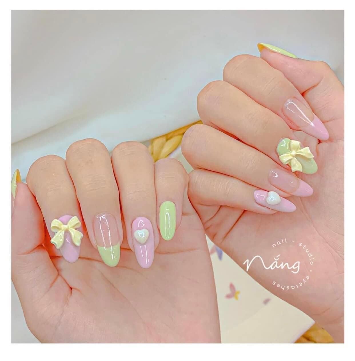 Móng giả thiết kế theo yêu cầu-mẫu nail nhẹ nhàng
