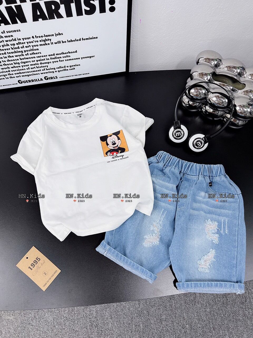 Bộ coton tàu in hổ quần jean dày đẹp cho bé đón Tết năm Dần