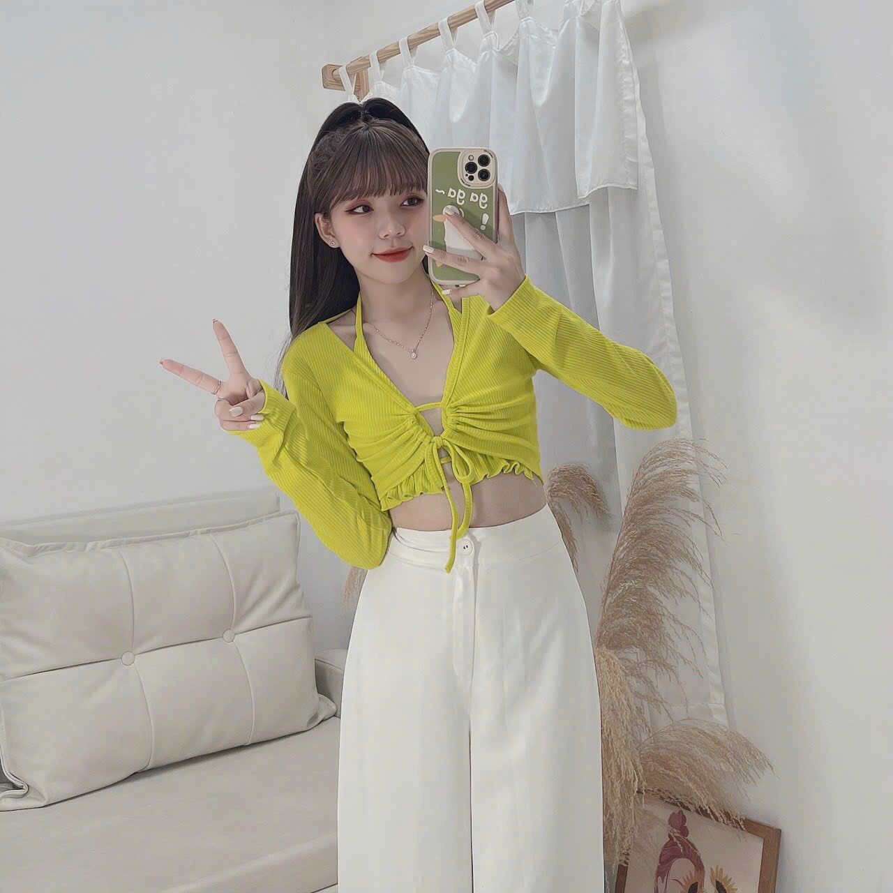 Set áo yếm có mút + áo croptop dây rút tay dài