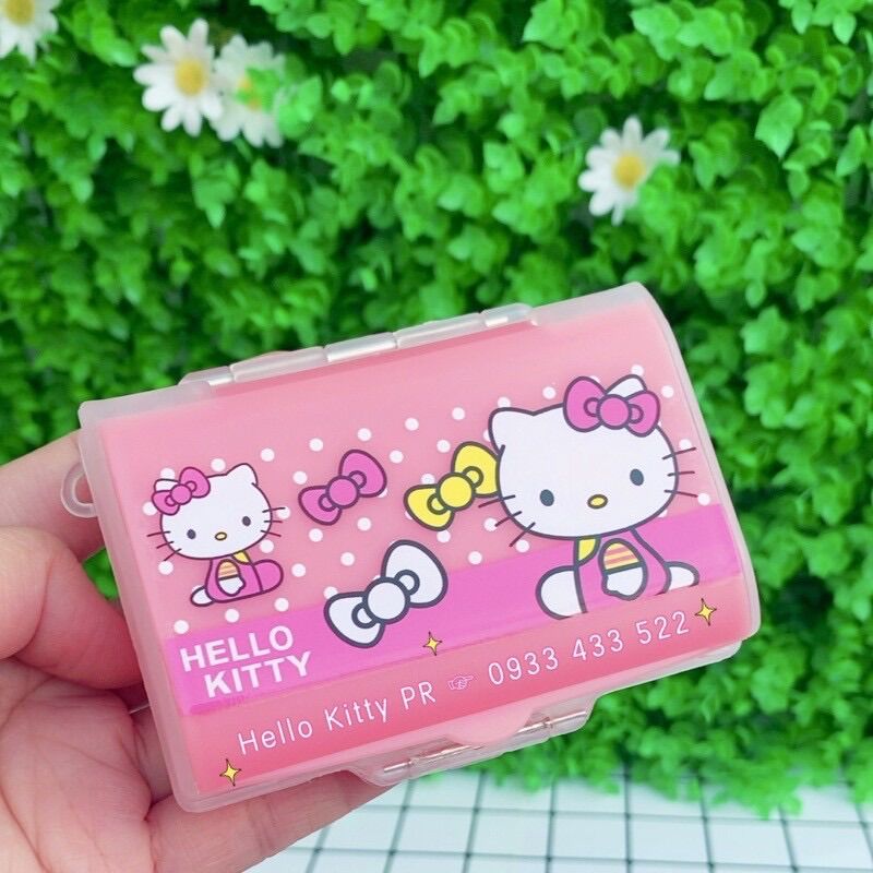 Hộp đựng thuốc nhiều ngăn Hello Kitty