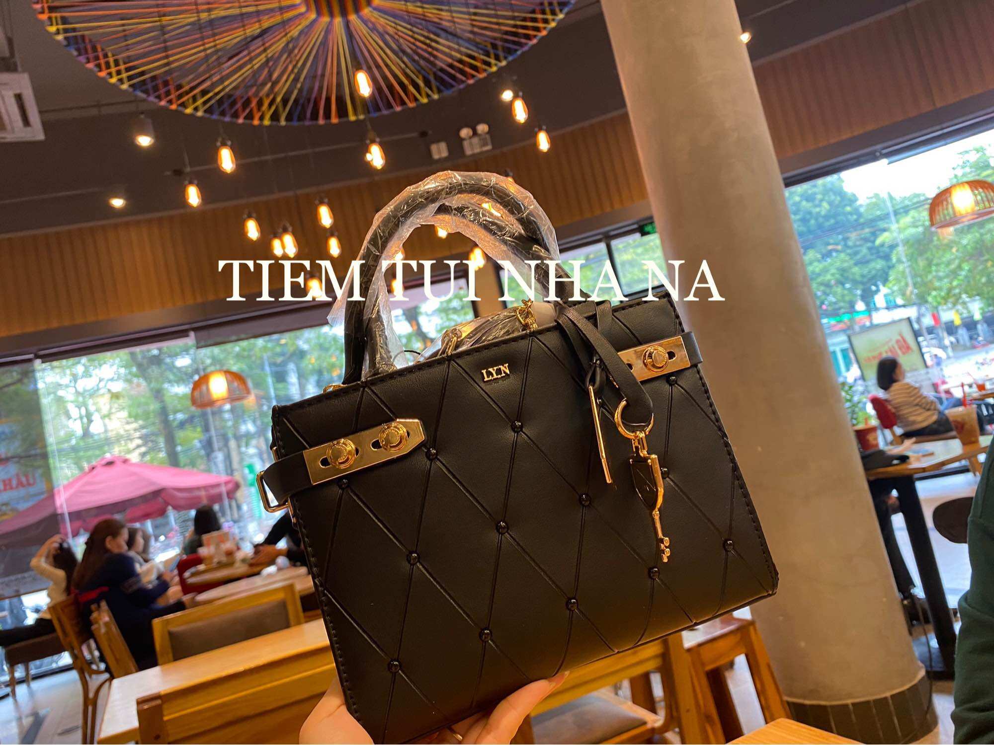 LYN FINESSTED BOXY| Lyn công sở sang 20cm