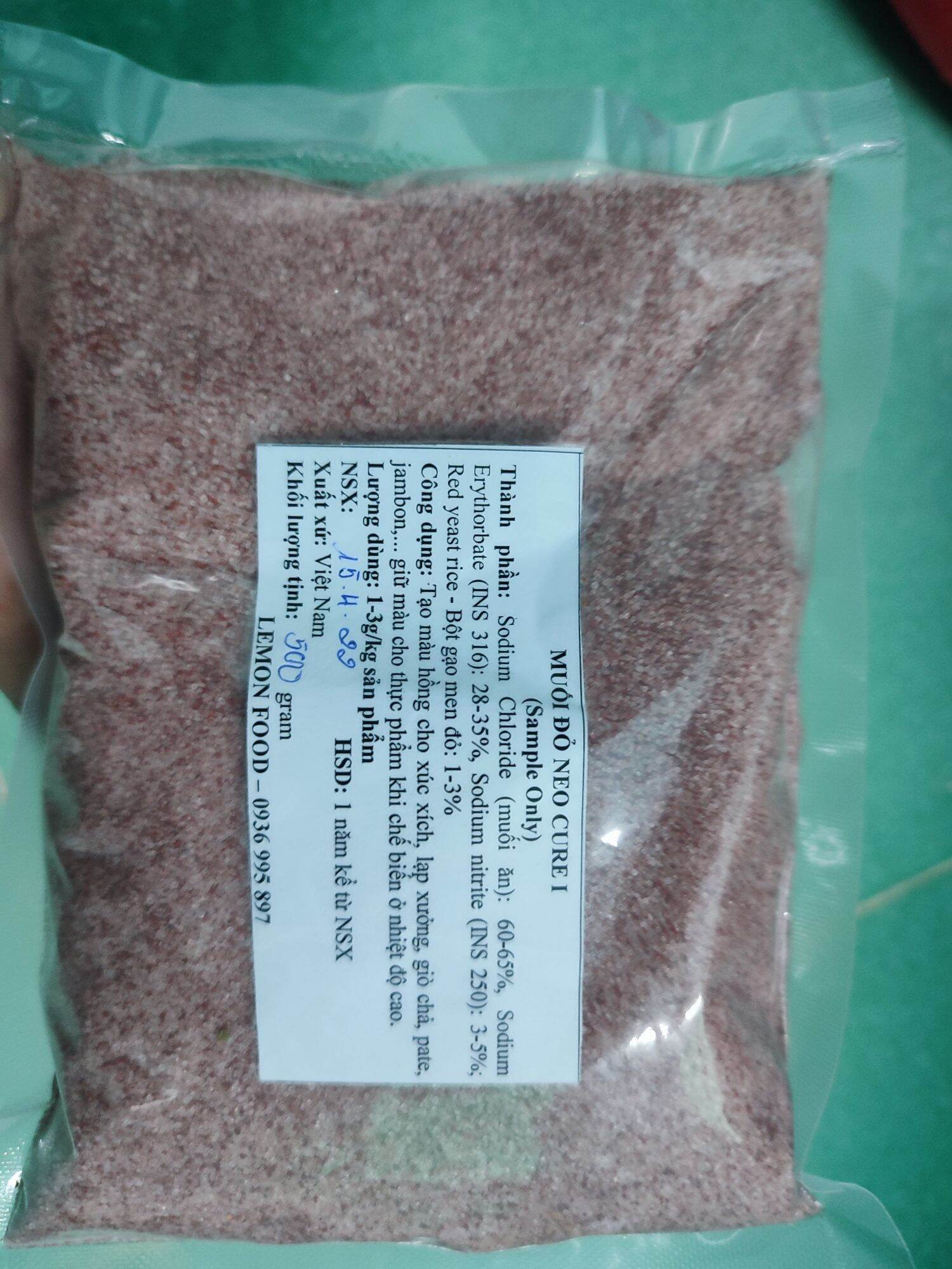 Muối đỏ làm lạp xưởng,pate trà vinh( gói 100gr)