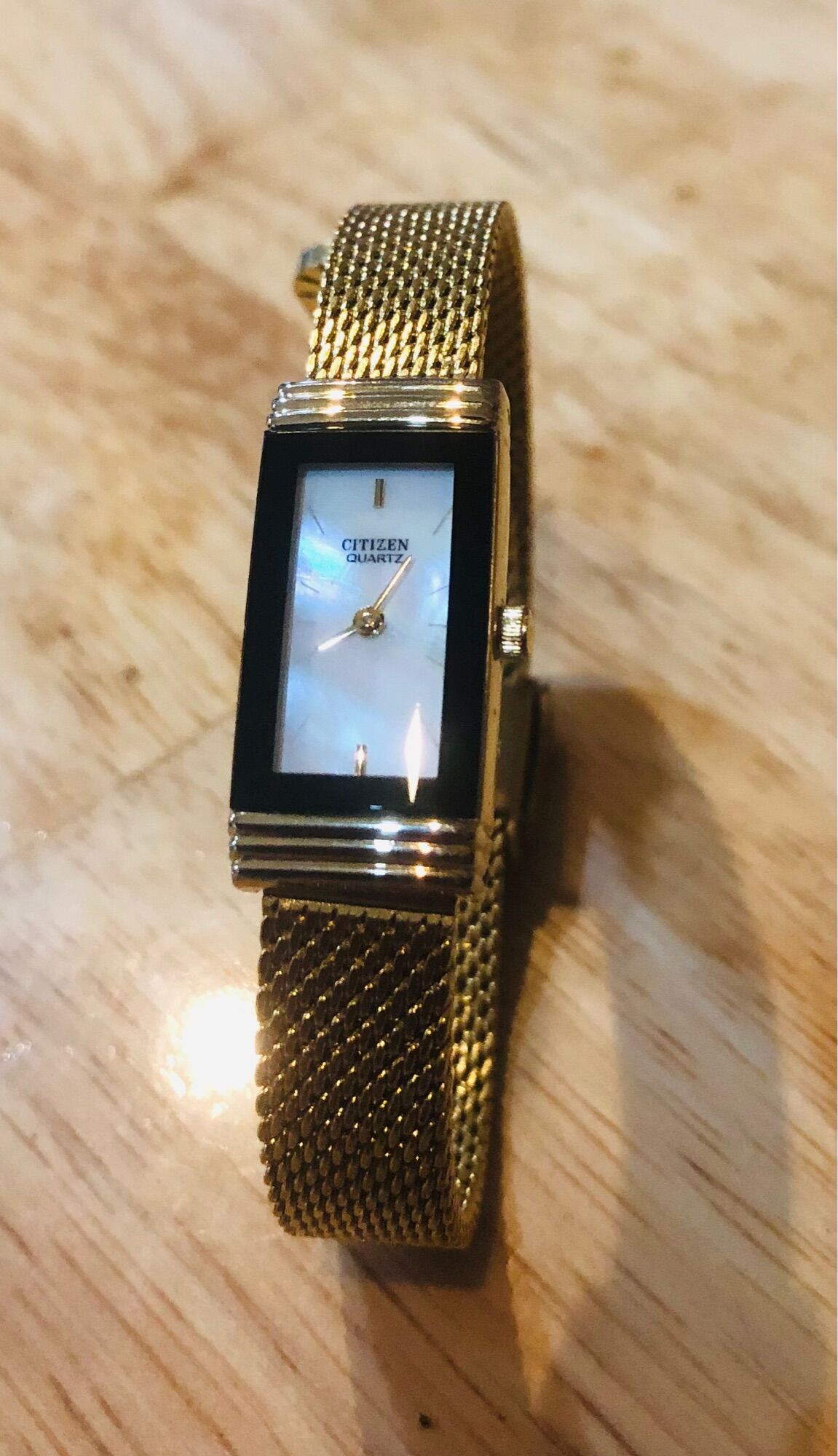Đồng hồ chính hãng Citizen 27x13mm