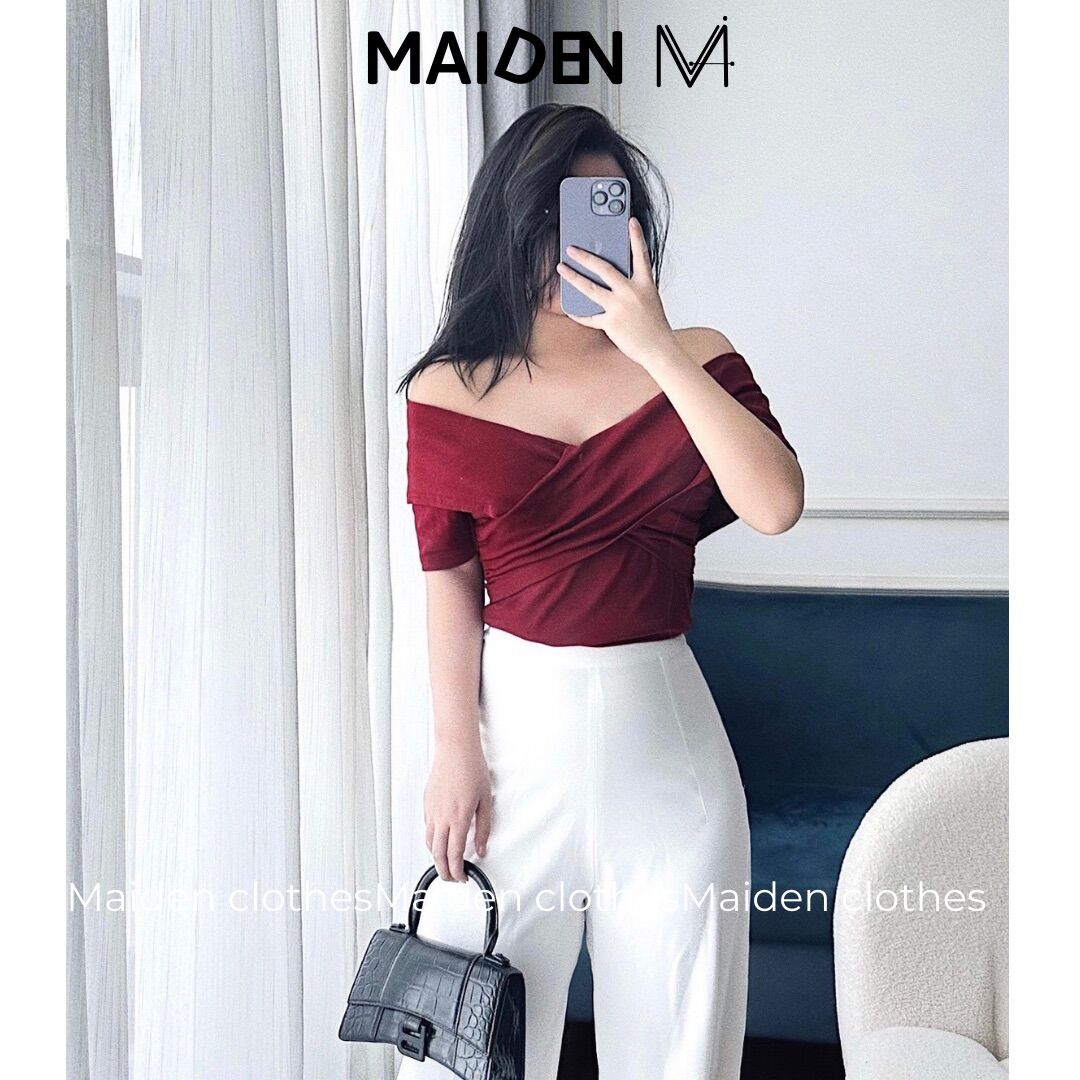 Áo trễ vai chéo cổ v cách điệu tiểu thư