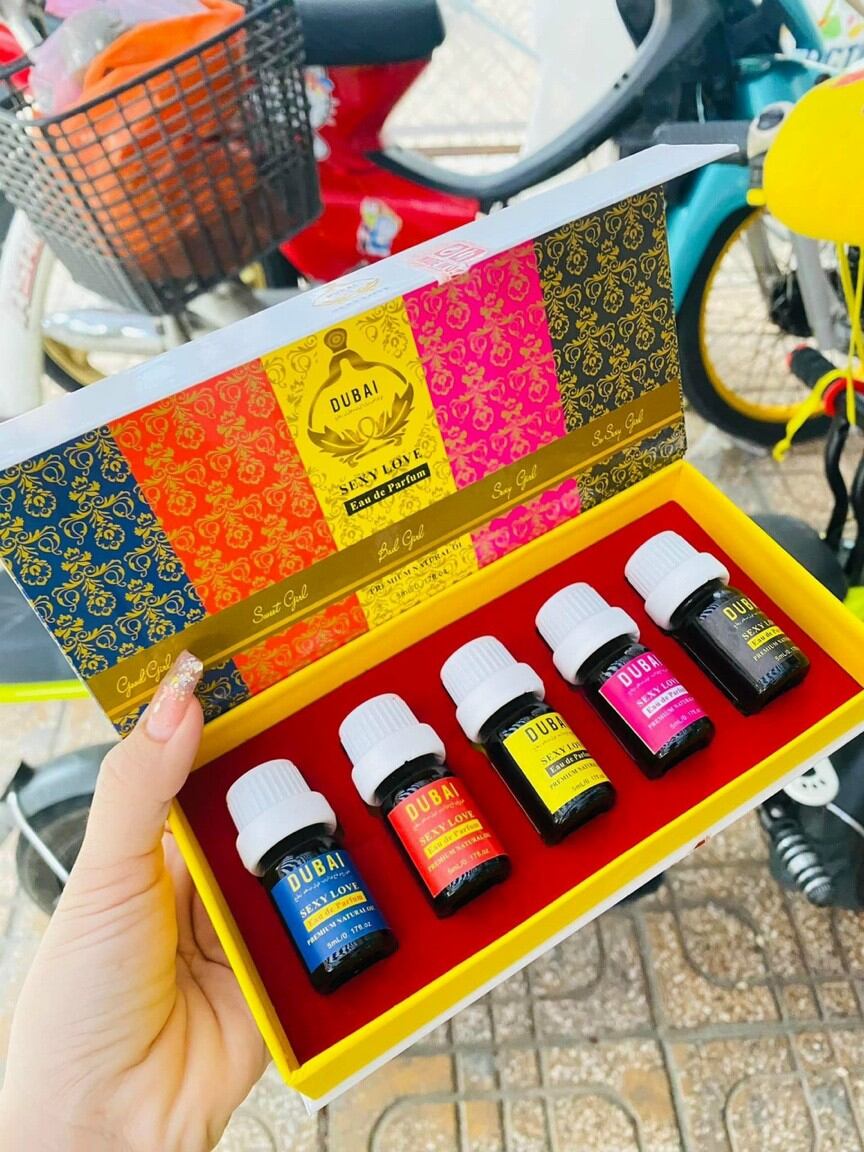 Nước hoa vùng kín dubai 5 chai siêu thơm