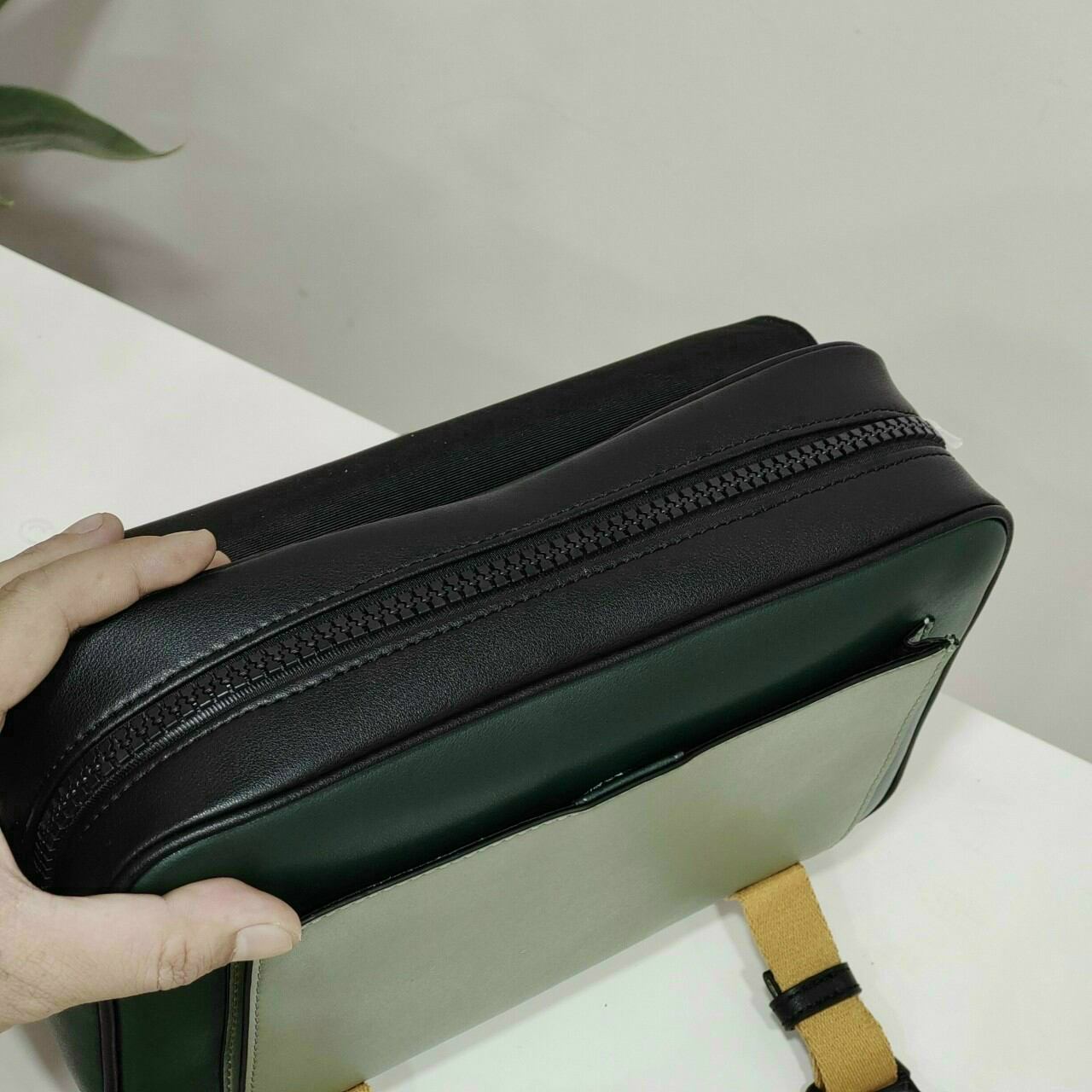 Túi C0ACH đeo chéo nam da thật chuẩn xịn