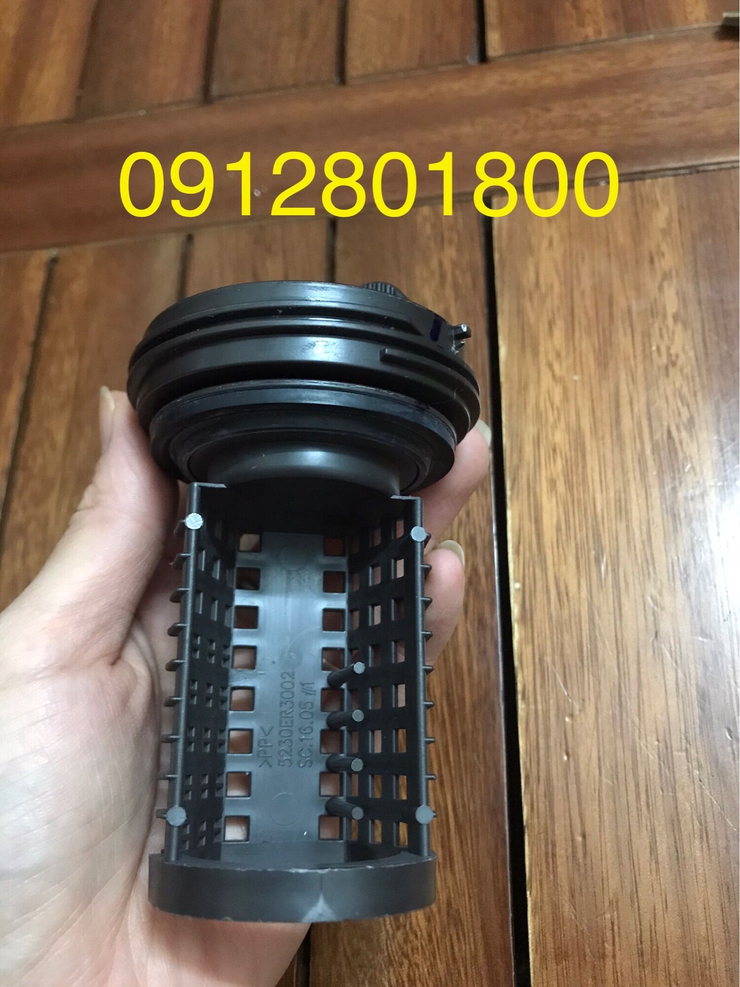 Lọc rác máy giặt LG cửa ngang