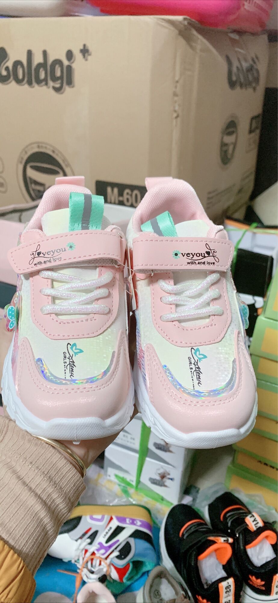 Giầy bé gái hình elsa size 27-32