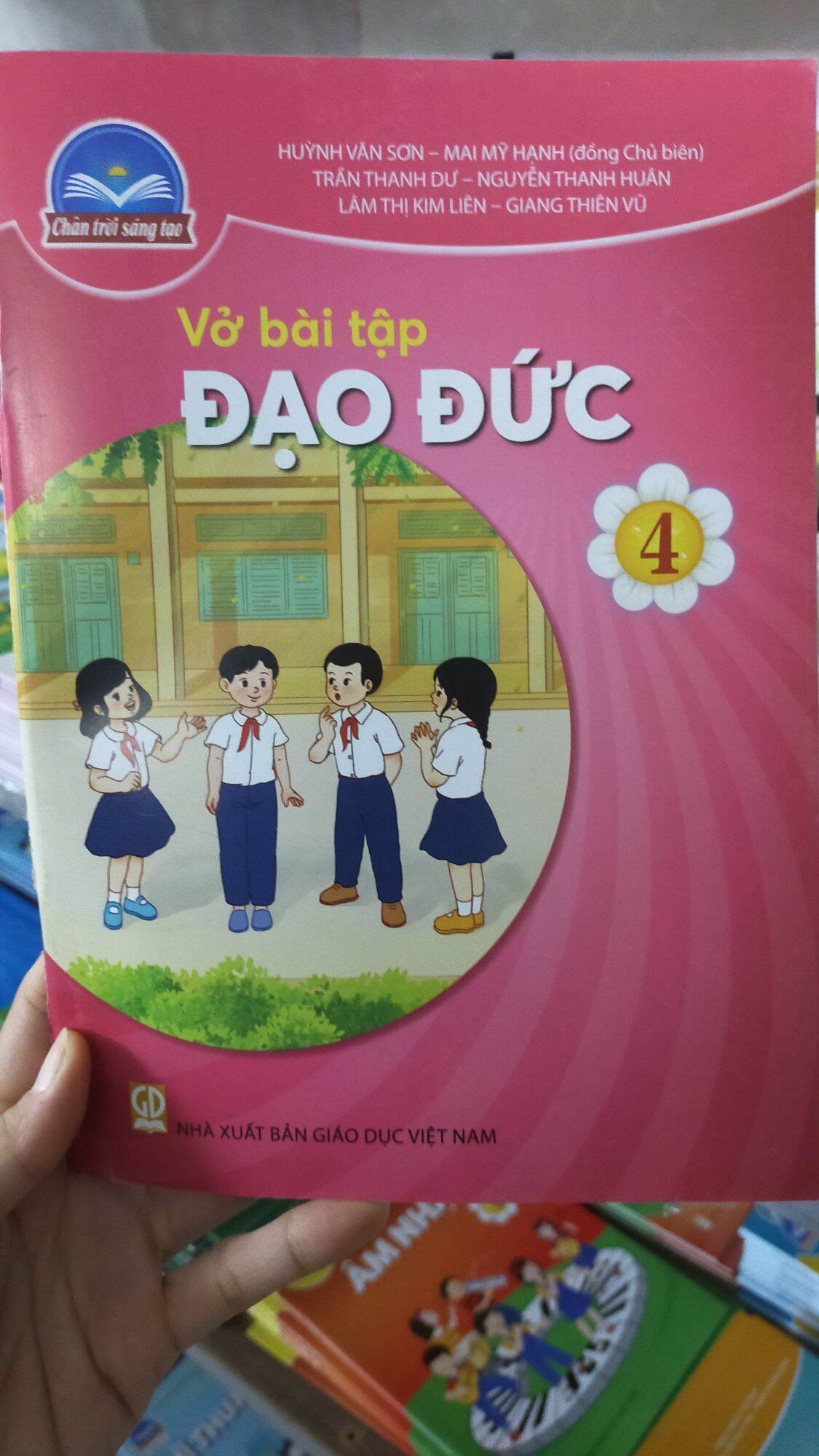Vở bài tập đạo đức lớp 4