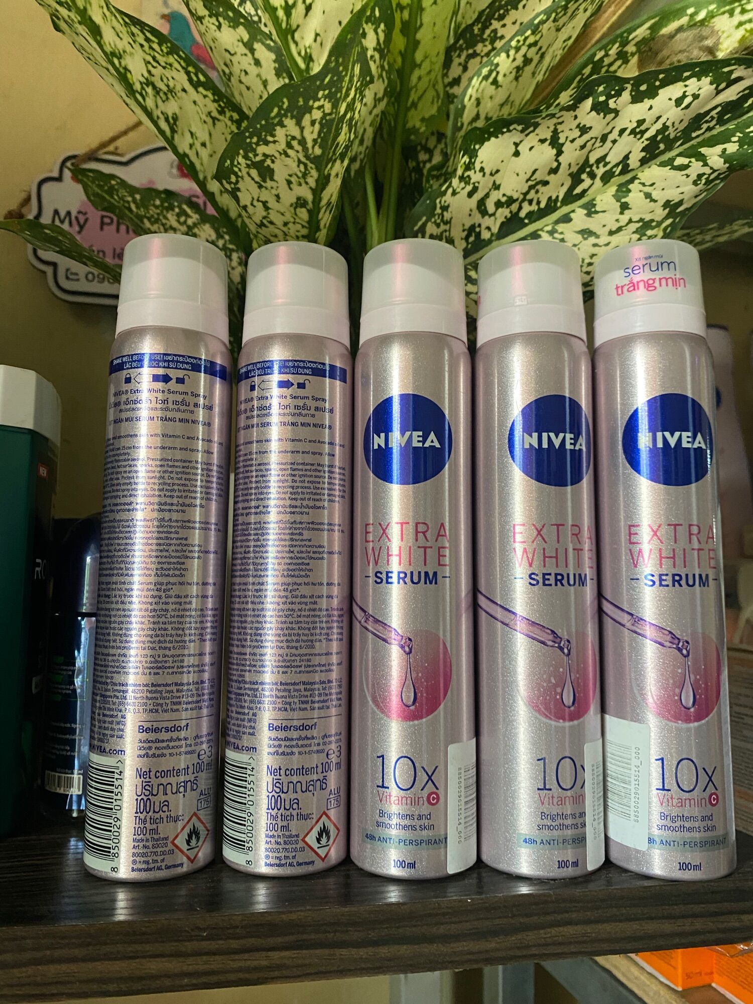 Xịt khử mùi Nivea Extra White Serum 100ml