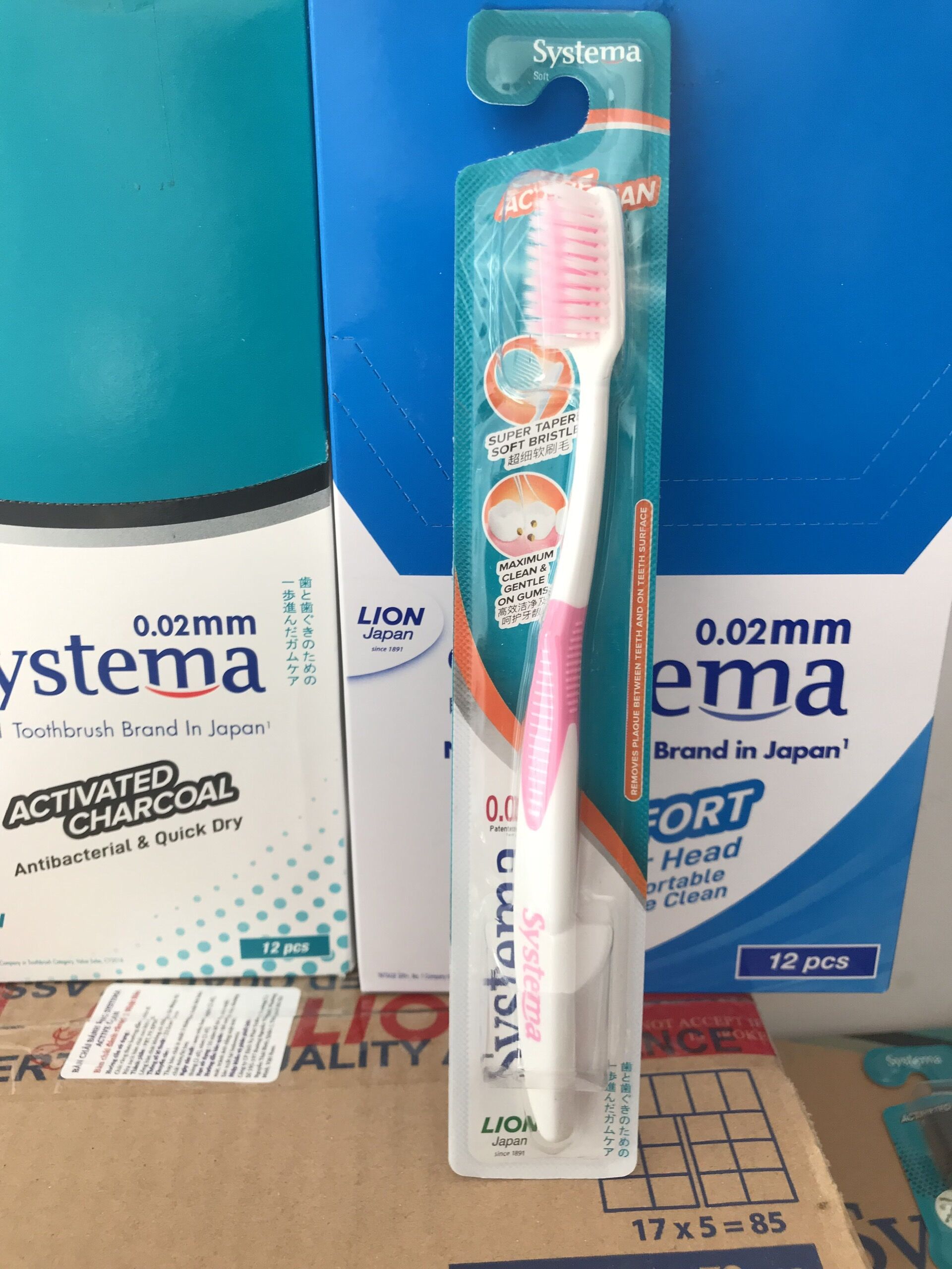 Bàn chải đánh răng Systema Active Clean siêu mềm mại 0,02mm