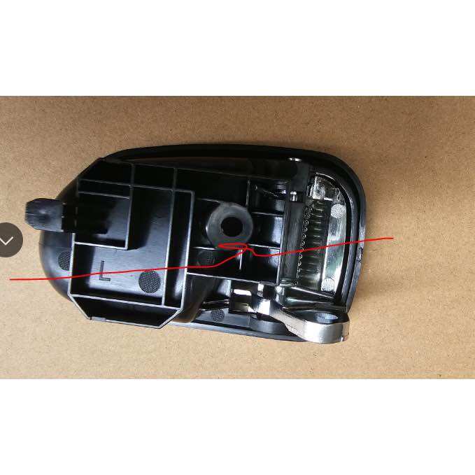 (Sỉ - Lẻ) Tay mở cửa trong Ford Laser, Mazda 323