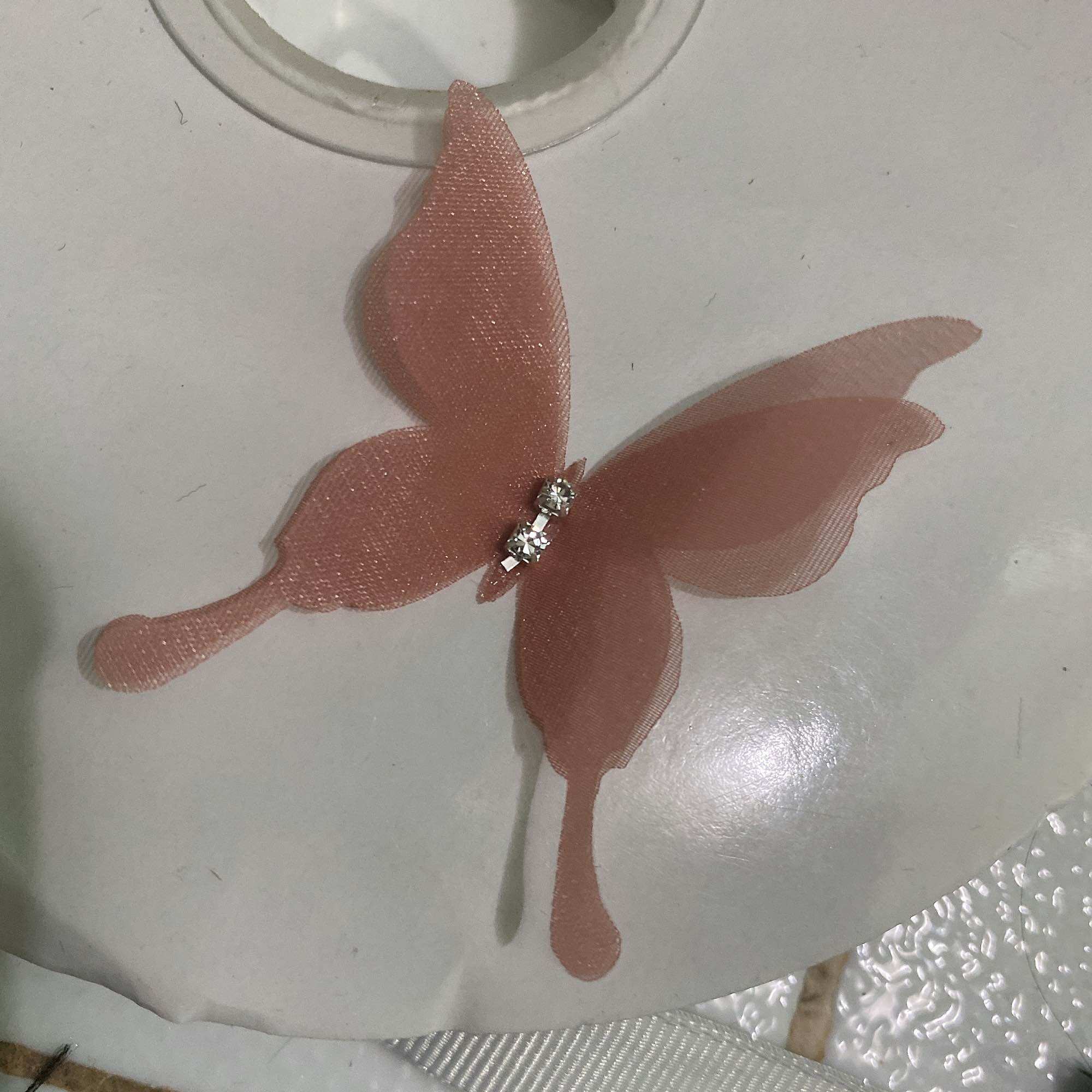 SÉT 5 BƯỚM TRANG TRÍ ĐÍNH ĐÁ SIÊU DỄ THƯƠNG SIZE 4.5x5cm