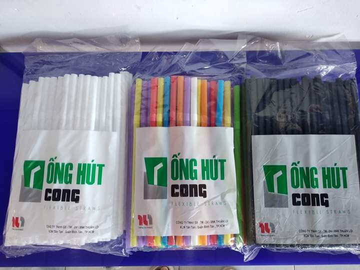 túi 80 ống hút cong đủ màu, màu đen, màu trắng cao cấp
