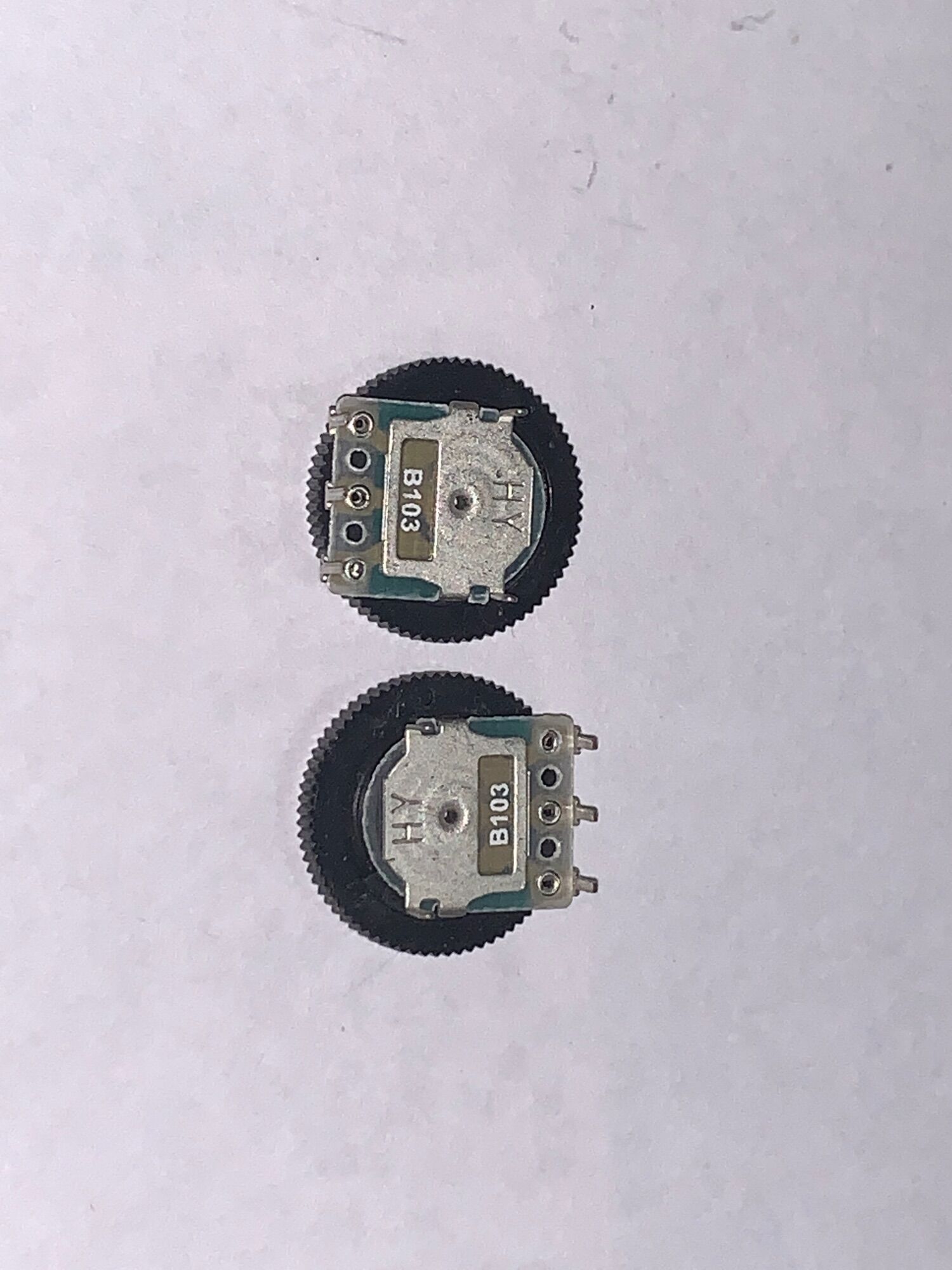 Chiết áp 10K xoay loại 3 chân-(bộ 5 sản phẩm)