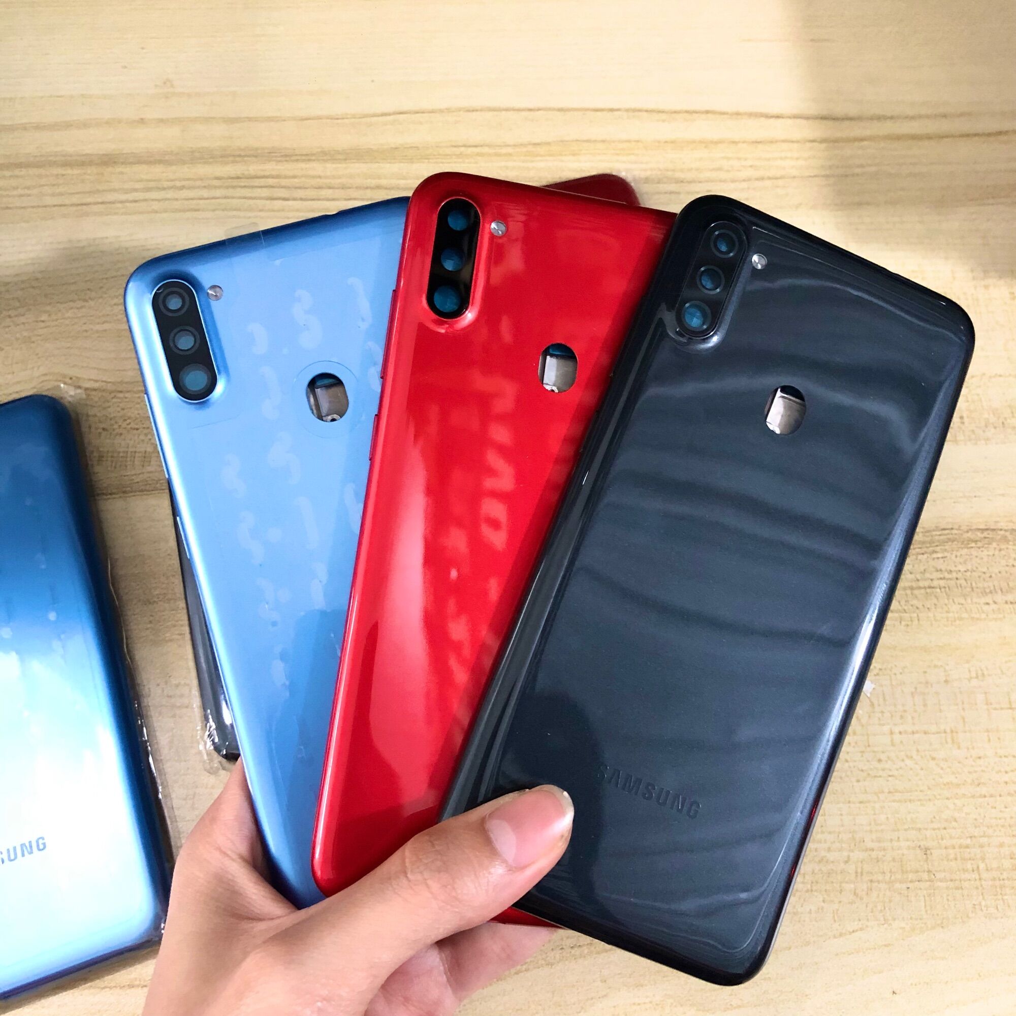 Bộ Vỏ + Sườn SamSung A11 ZIN Hàng Cao Cấp.