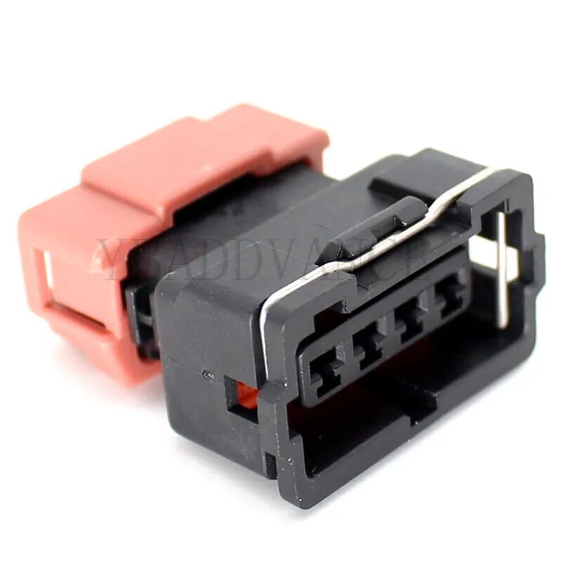 Giắc cắm 4 dây (Connector 4 pin)
PB185-04326