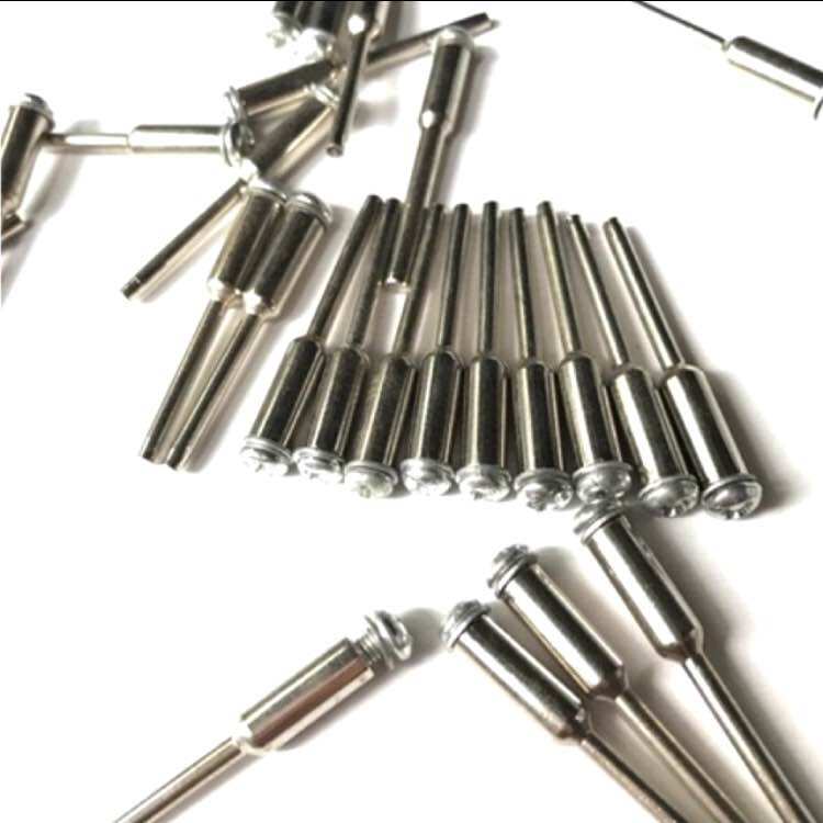 Trục kẹp đĩa lỗ vít 3mm cán 2.35mm