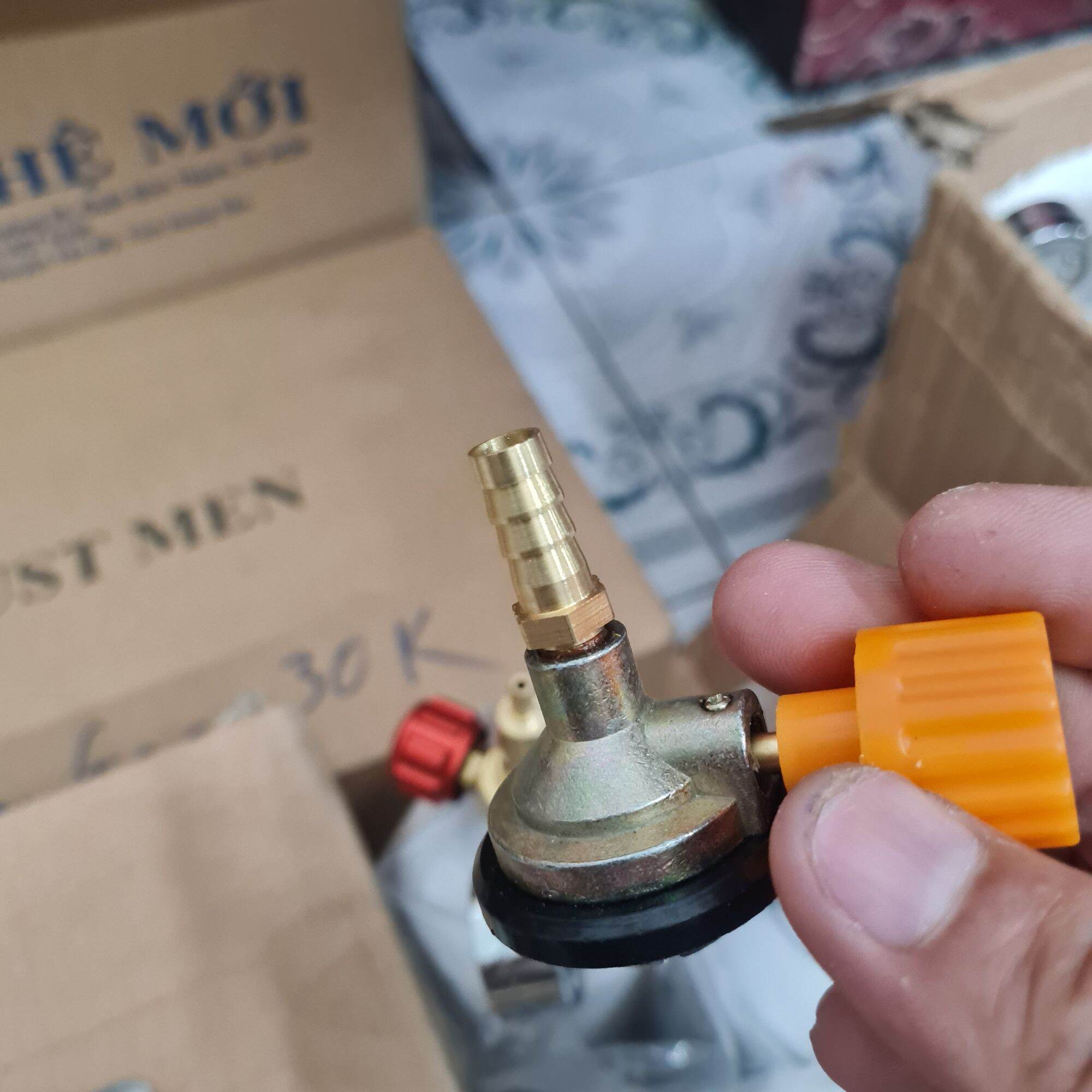Khóa Đầu Bình Gas Du Lịch