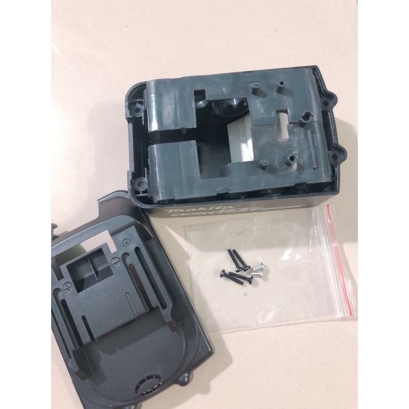 vỏ in makita 4.0A 14.4v 2 hàng