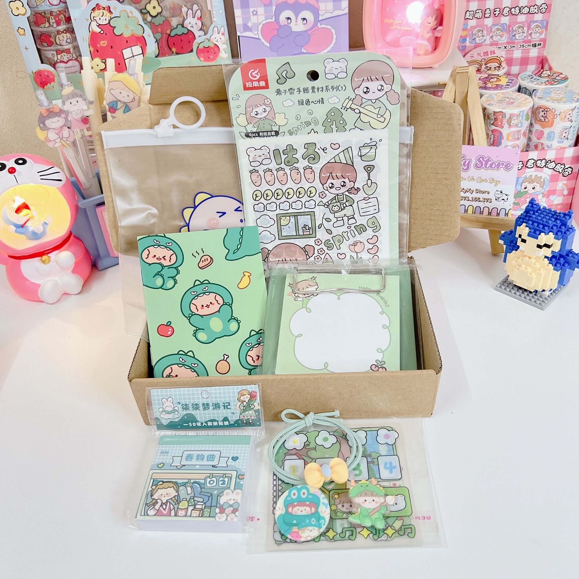 Combo nhân phẩm , giao ngẫu nhiêm , sticker , washi , washi tape , giấy note , túi zip , sổ mini …
