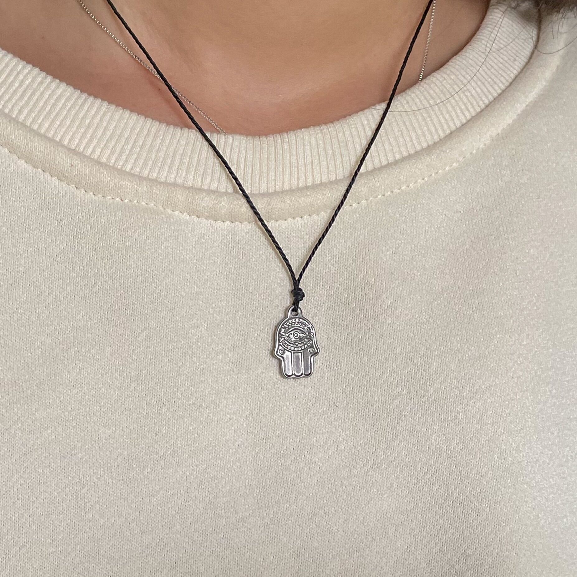 Vòng cổ Hamsa