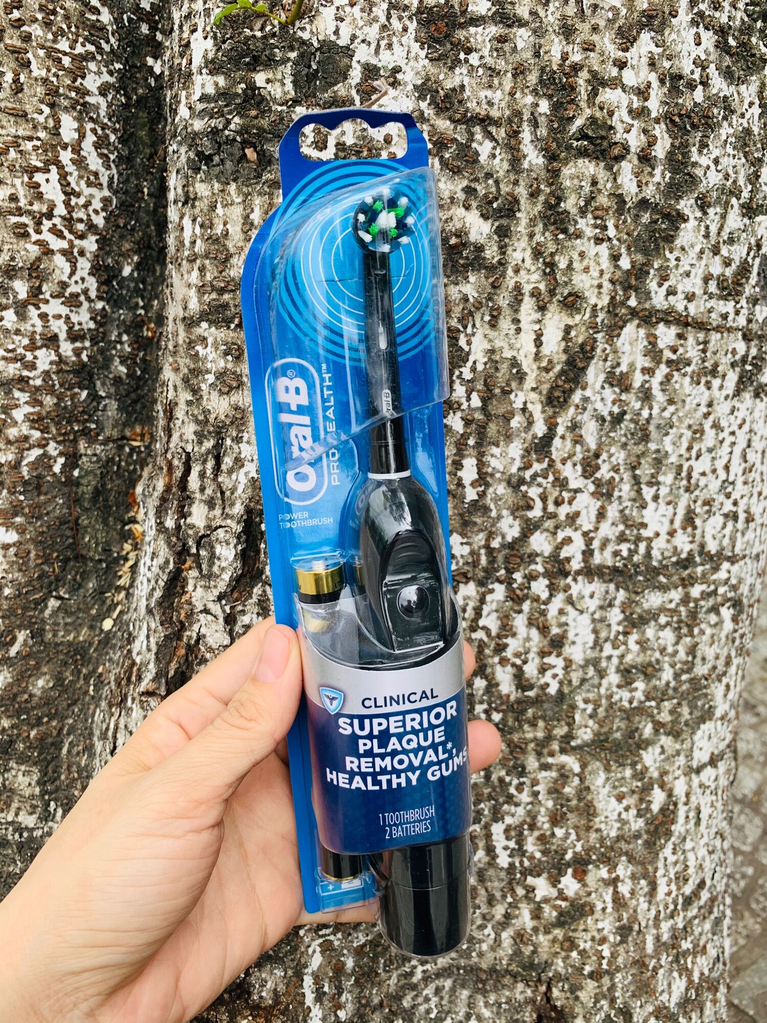 Bàn chải đánh răng bằng pin Oral-B