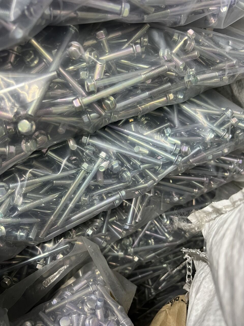 ốc lốc máy 2p-3p-4p-6p-7p-8p (20 con) (Loại tốt)