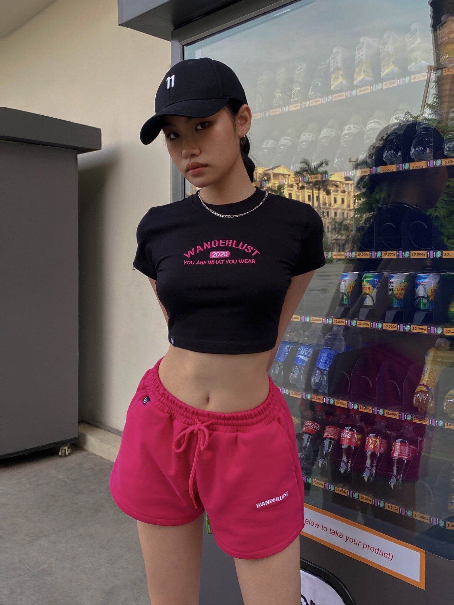 Áo Wanderlust 2020 Croptop