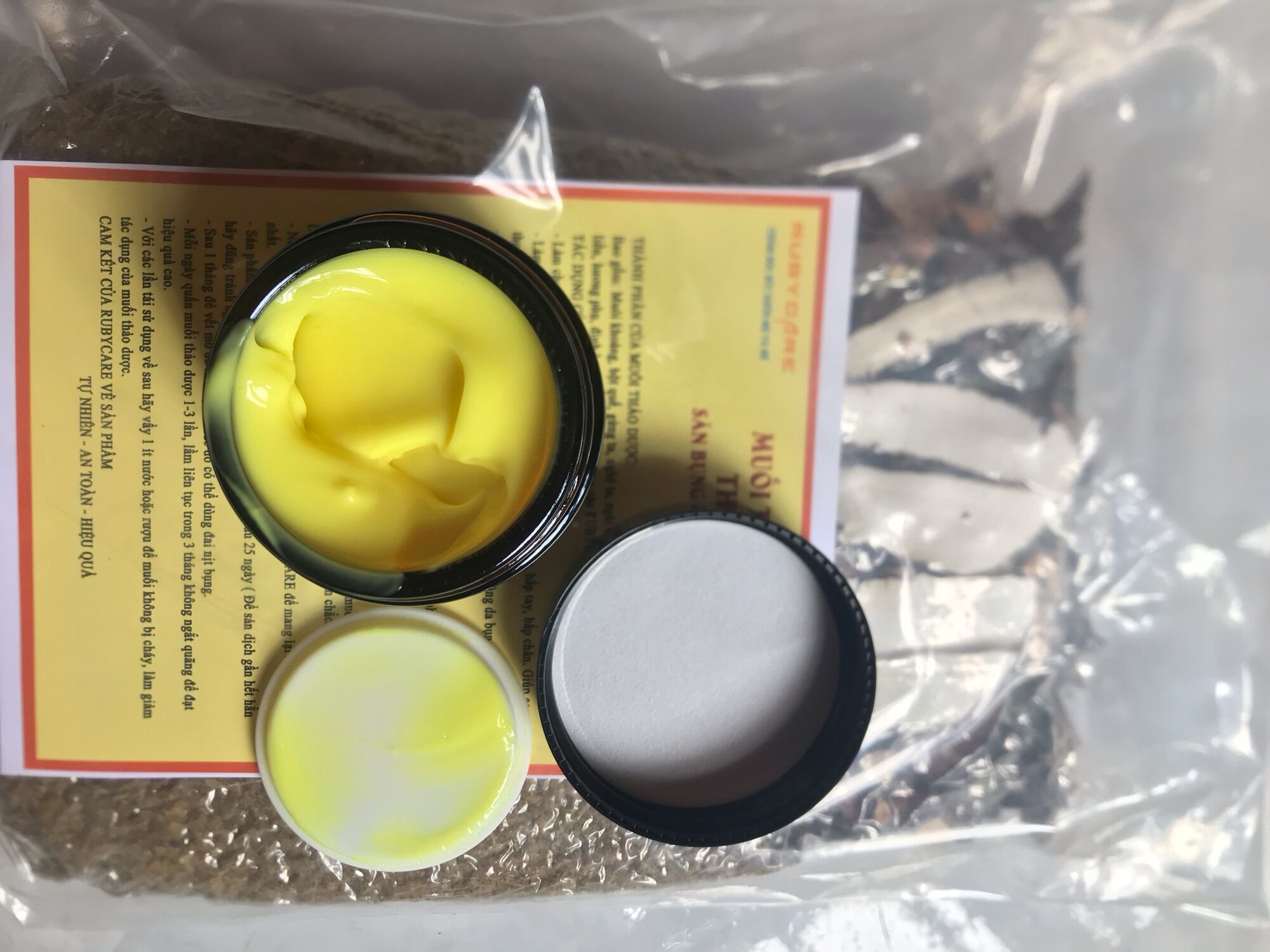 Kem nghệ sữa ong chúa Rubycare