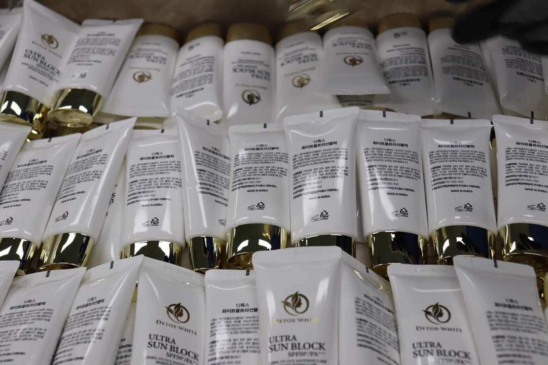 KEM CHỐNG NẮNG ULTRA SUN BLOCK