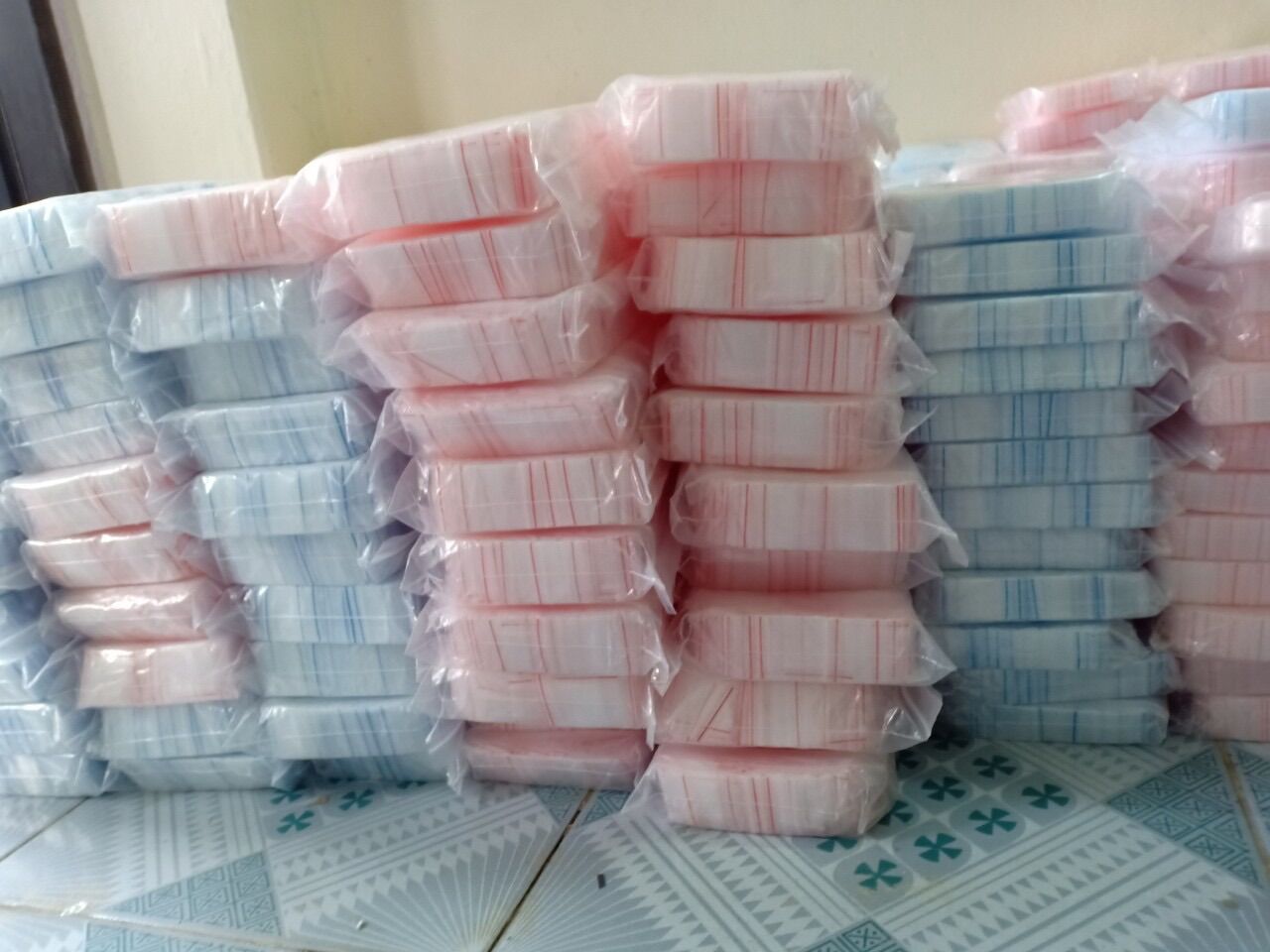 Combo 300 túi miết mép đủ size