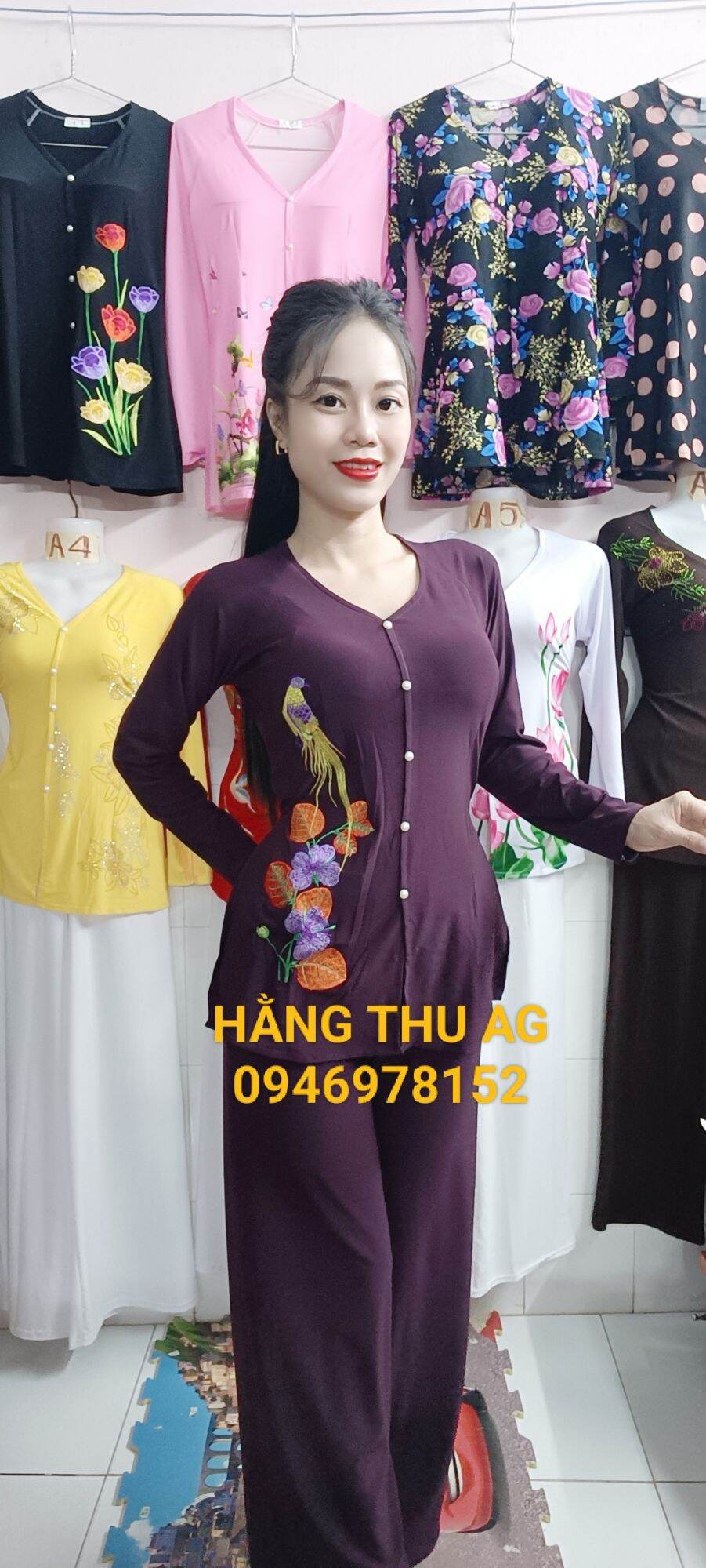 BỘ BÀ BA THÊU VÀNG ANH ÁO QUẦN CÙNG MÀU