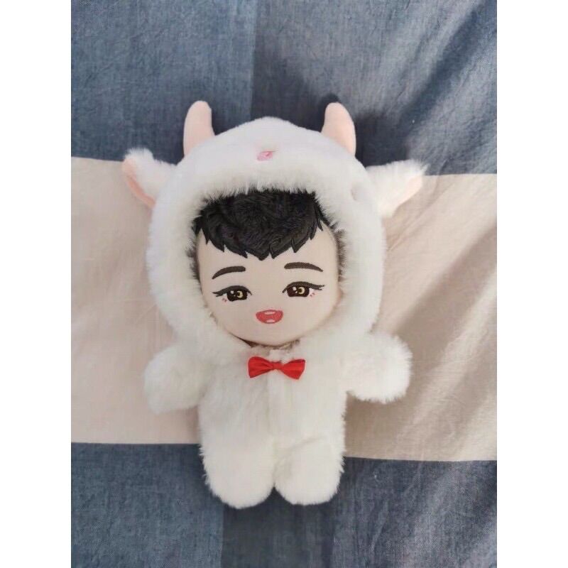 Áo thú cho doll 20cm.