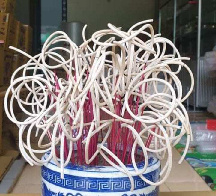 nhang trầm cuộn tàn (hình thật) 100 que(cây) 1 túi [mua 5 túi tặng 1 túi =6 túi {600 nén }]