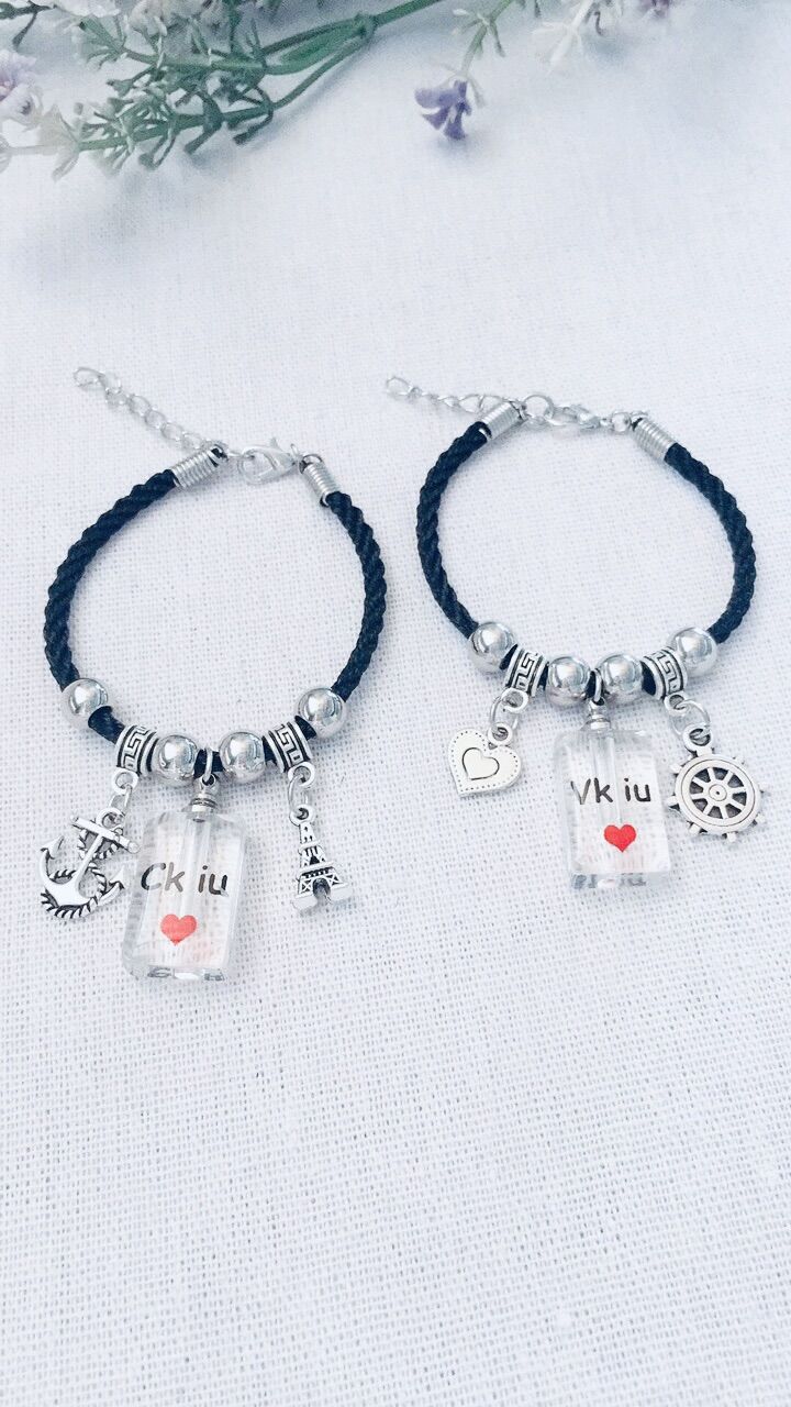 Vòng tay cặp khắc tên hạt gạo, đa dạng mẫu mã, chất lượng đảm bảo và cam kết hàng đúng mô tả
