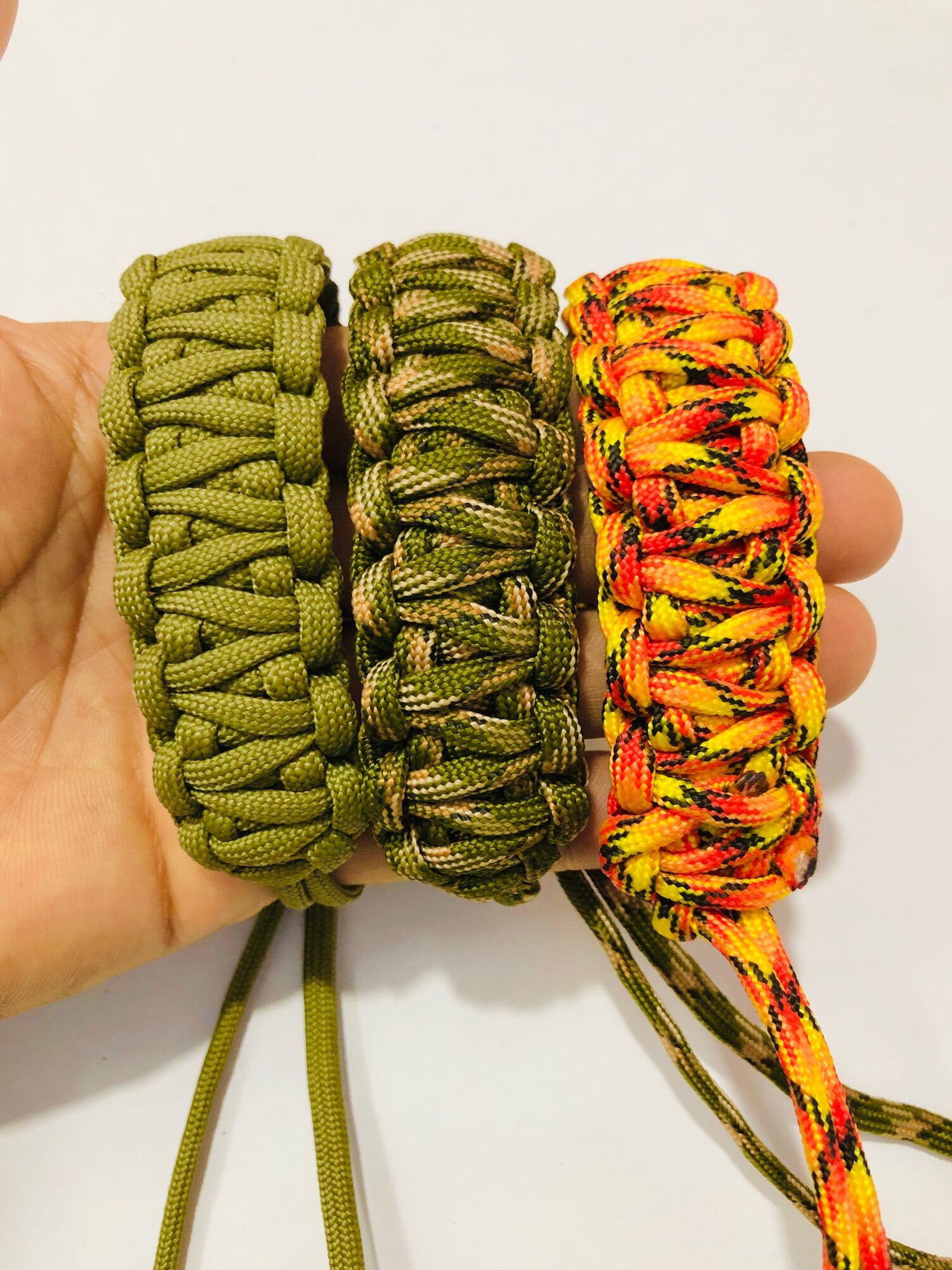 Vòng Đeo Tay Paracord