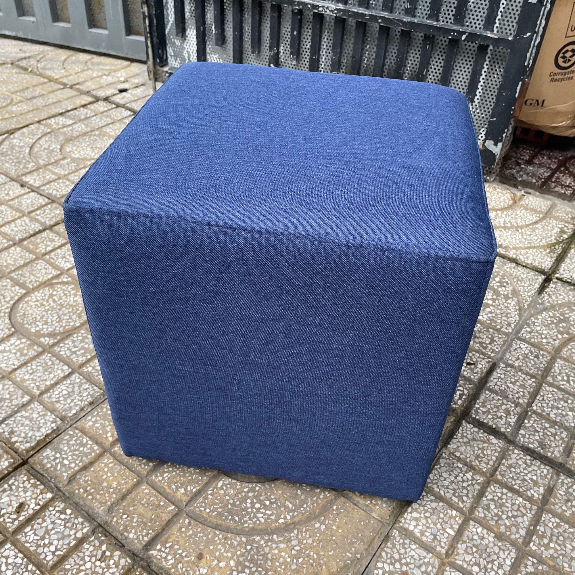 Ghế đôn sofa vuông nhỏ gọn - Ghế nhỏ đệm bọc vải nhiều màu