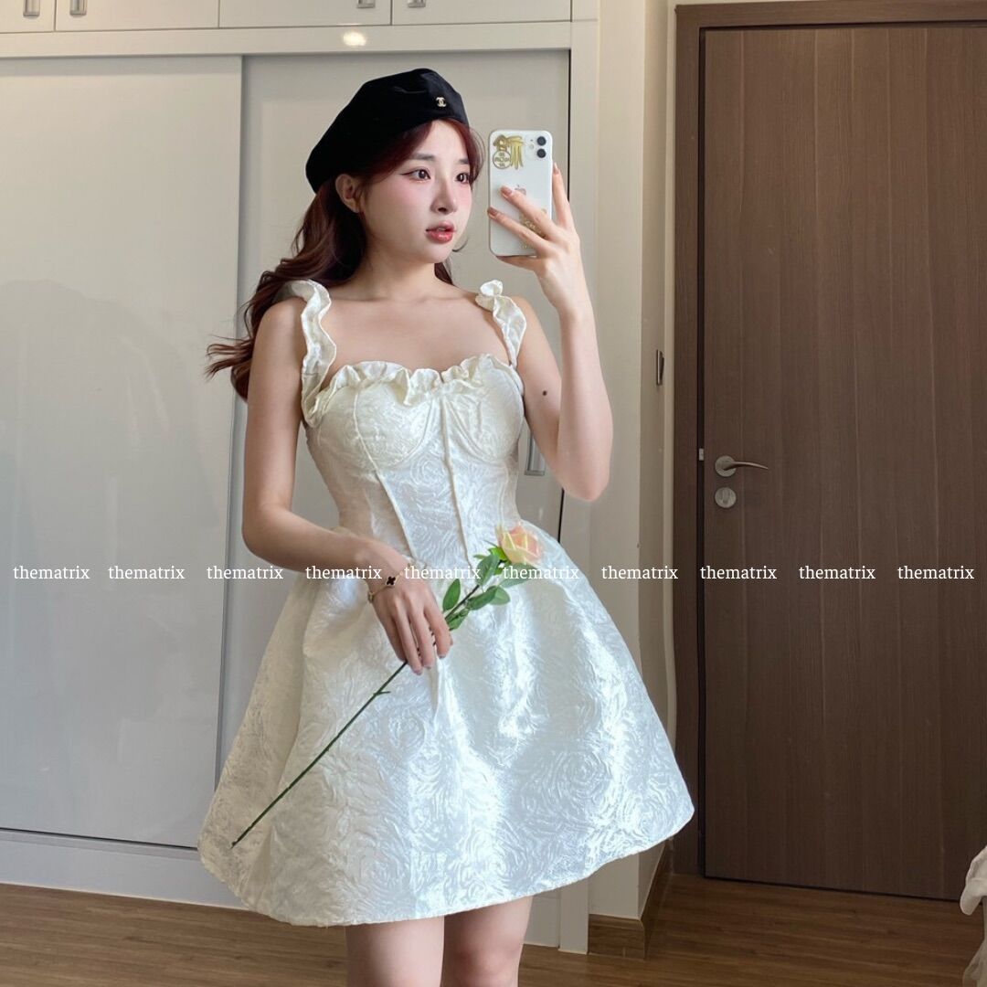 Váy gấm hoa hai dây (ảnh thật tự chụp)