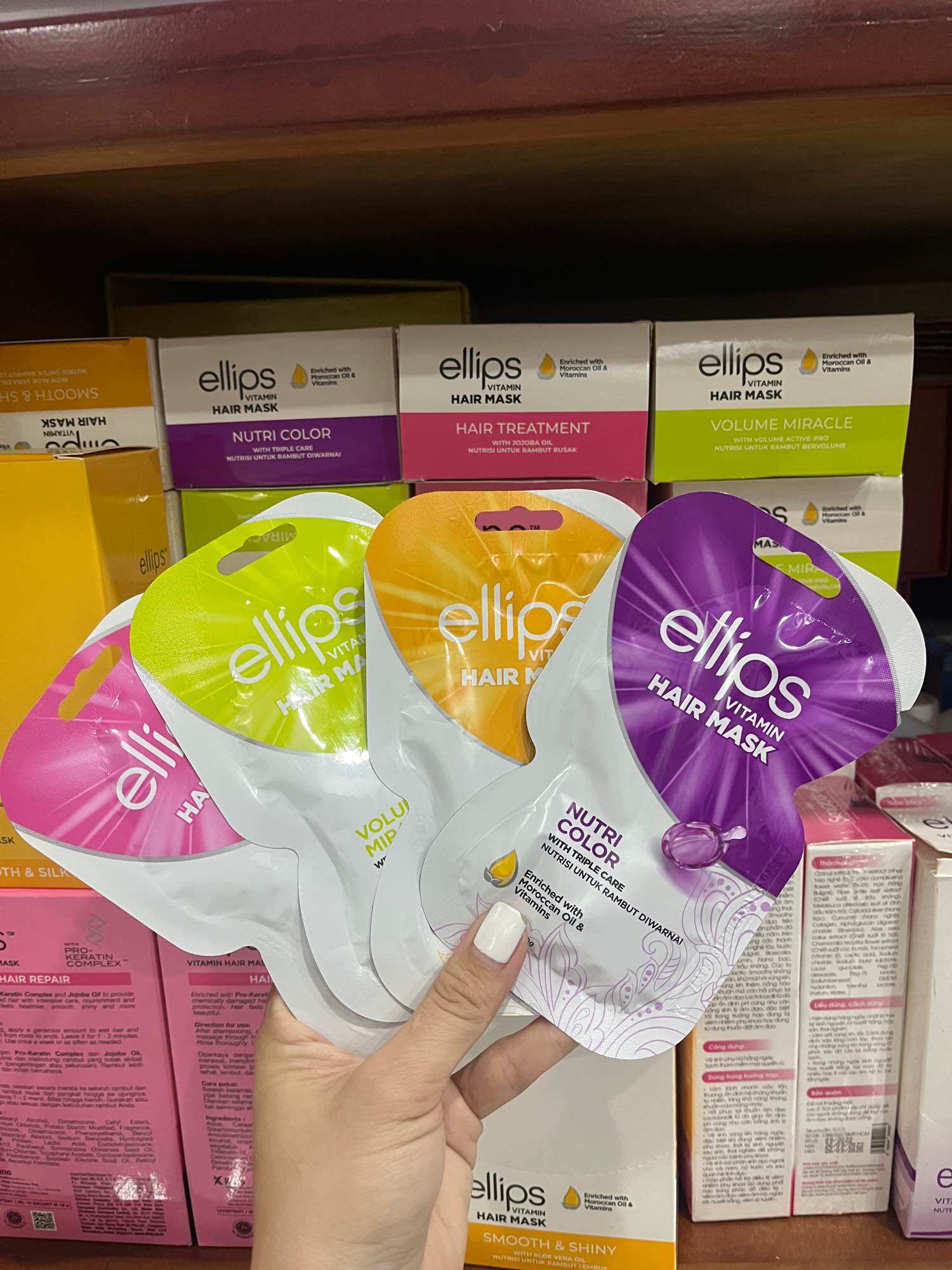 Kem ủ tóc Ellip